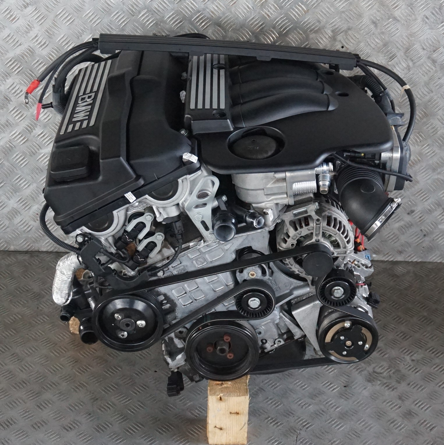 BMW 1 3 Series E87 E90 120i 320i 150HP Bare Engine N46B20B w 30k miles, WARRANTY