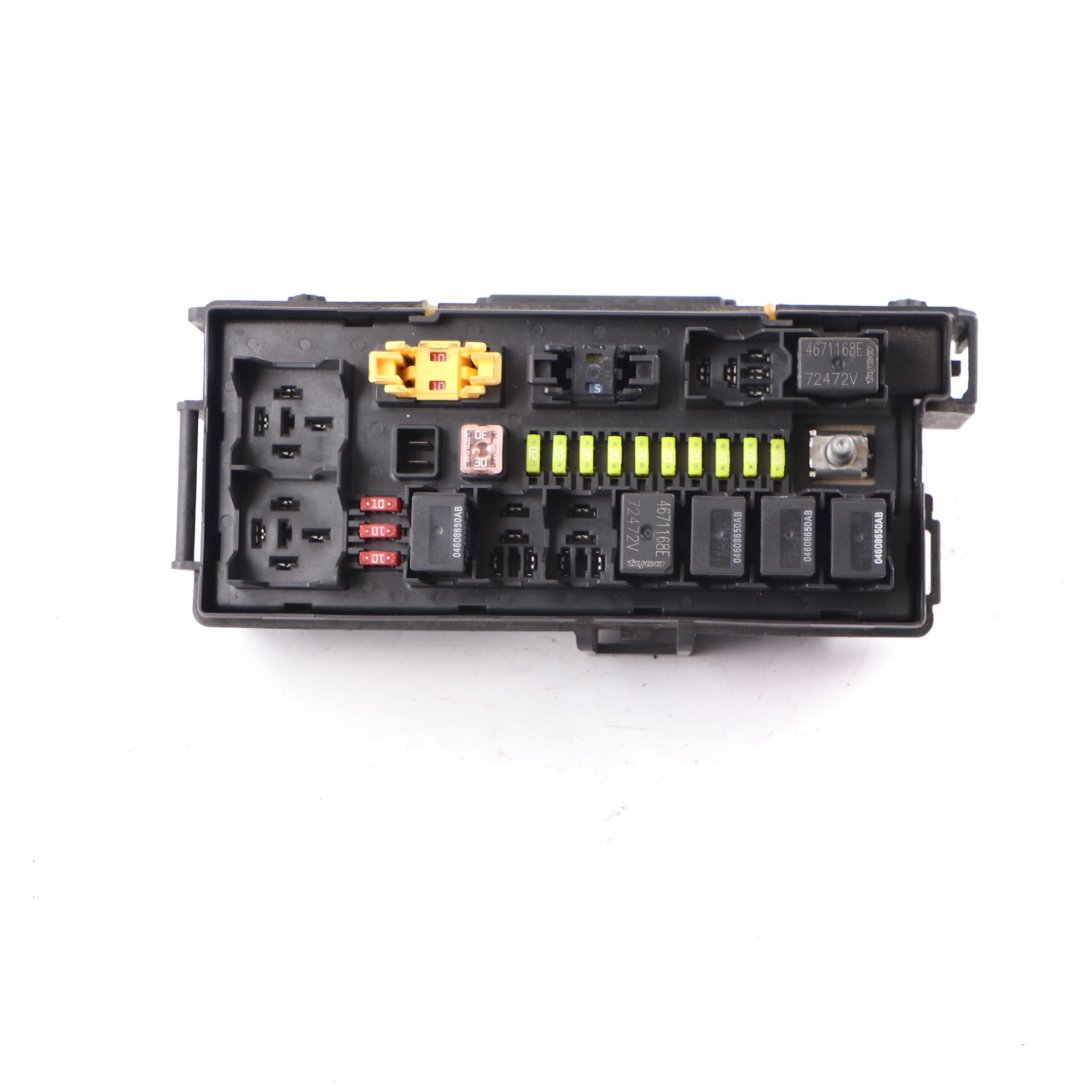 Jeep Grand Cherokee WK Commander XK Fuse Box Relay Control Unit 04692114AC