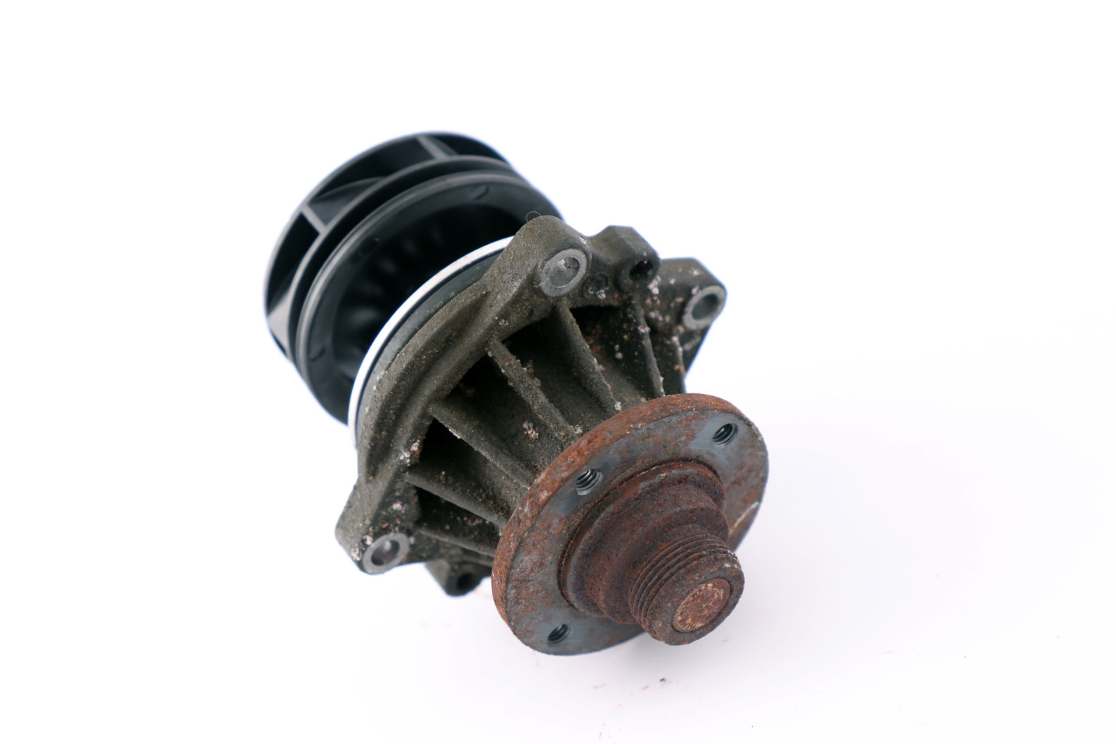 BMW 3 5 Series E39 E46 E53 E60 E61 E65 E66 E83 E85 Mechanical Coolant Water Pump