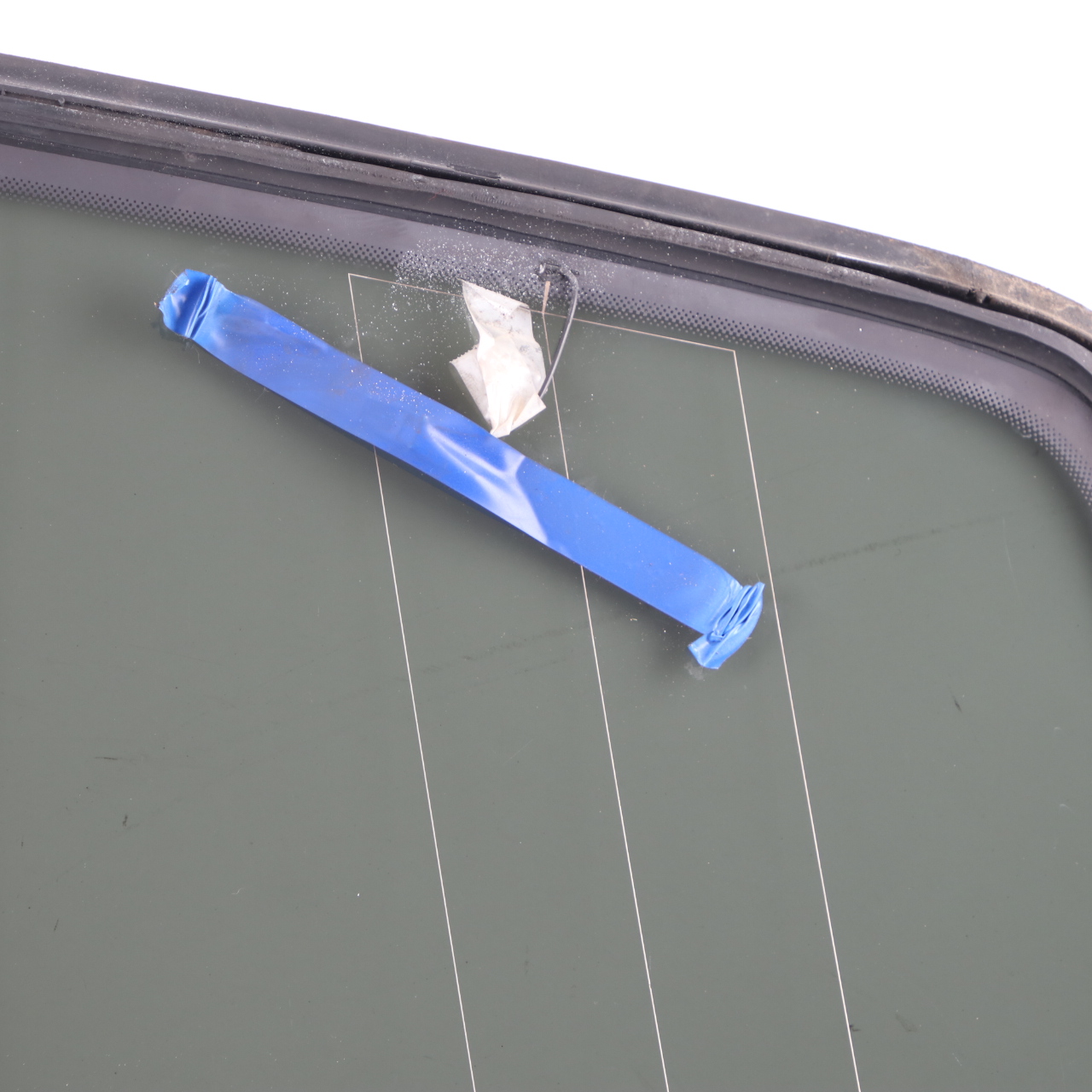 Volkswagen Touran 1T Quarter Window Rear Right Side O/S Triangle Glass AS3