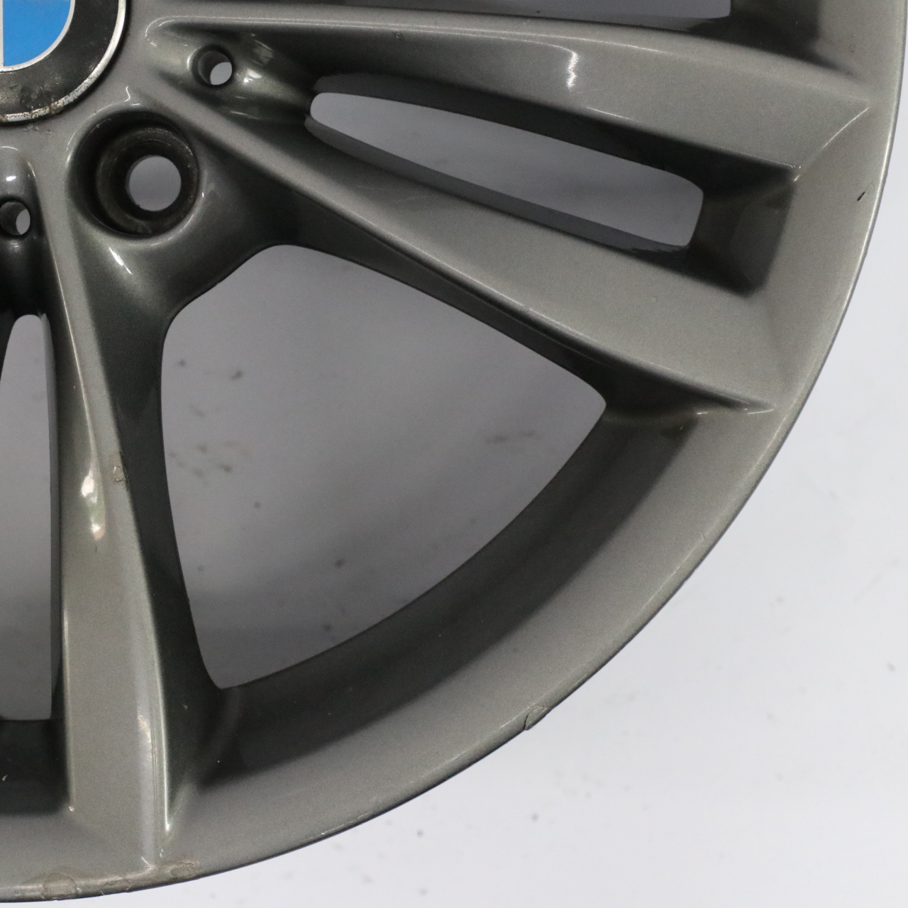 BMW F30 F31 LCI Grey Rear Alloy Wheel Rim 18" V Spoke 658 8,5J ET:47 6866398