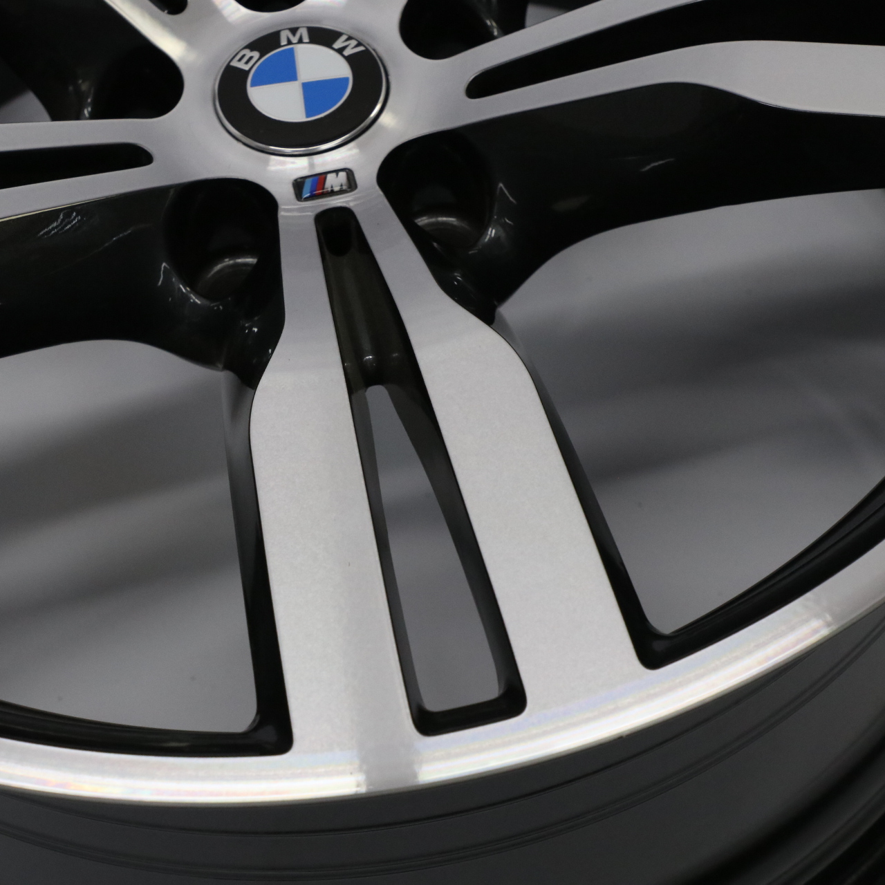 BMW G11 G12 Wheel Alloy Rim Ferricgrey 8,5J 20" ET:25 M Double Spoke 648 7850581