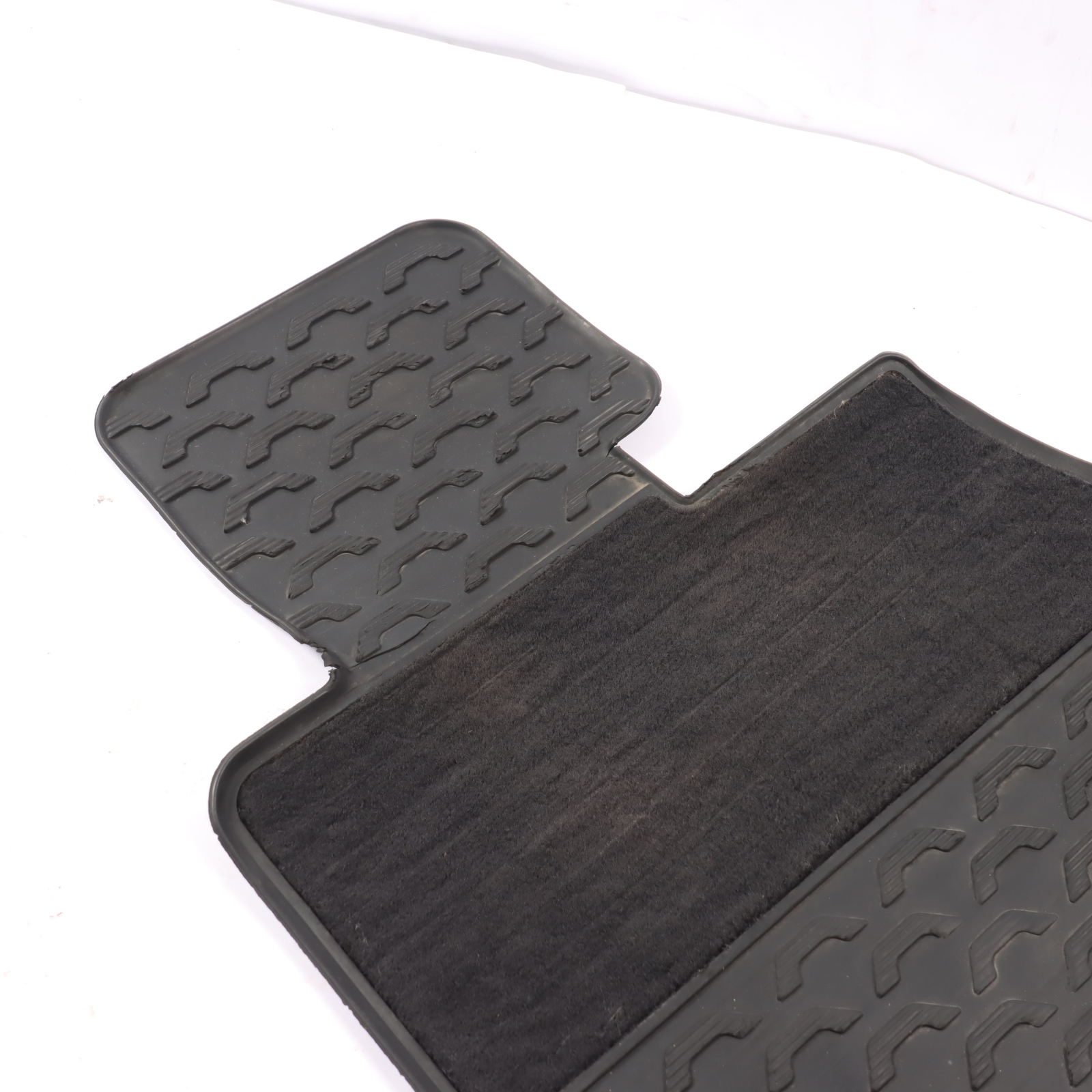 Floor Mats Set BMW E90 Interior Front Rear Floor Mat Rubber Trim Cover 0398477