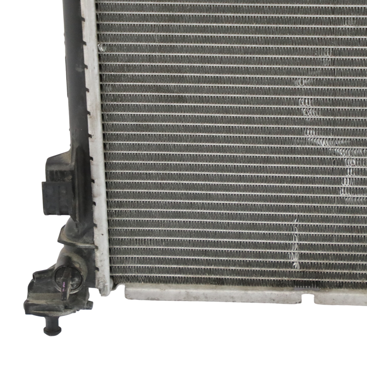 Radiator Mercedes GLE C292 ML W166 Engine Water Coolant Cooler A0995001303