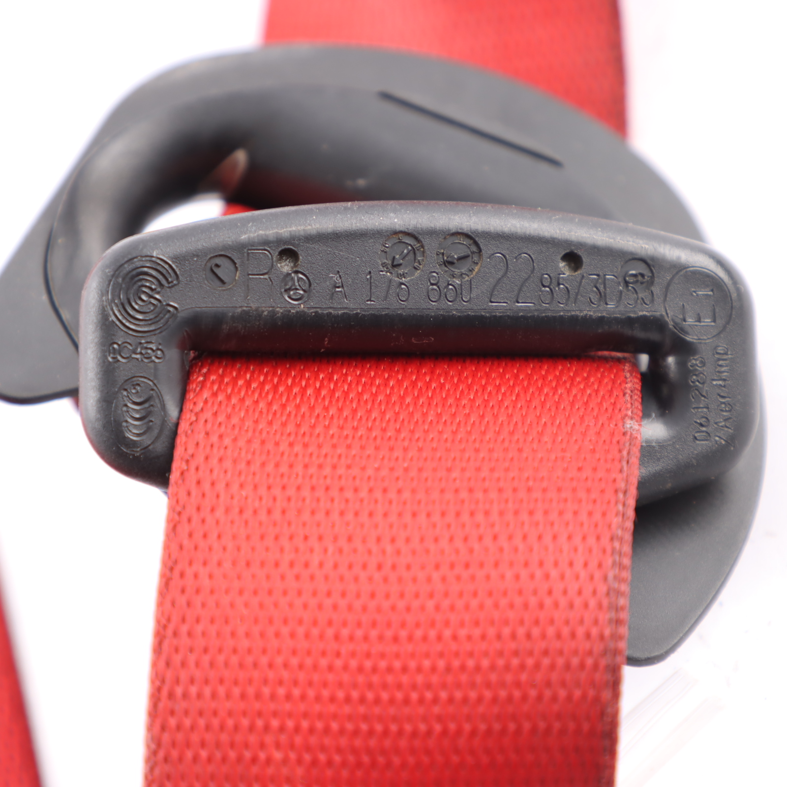 Seat Belt Mercedes W176 C117 Front Right O/S Safety Seatbelt Red A1768602285