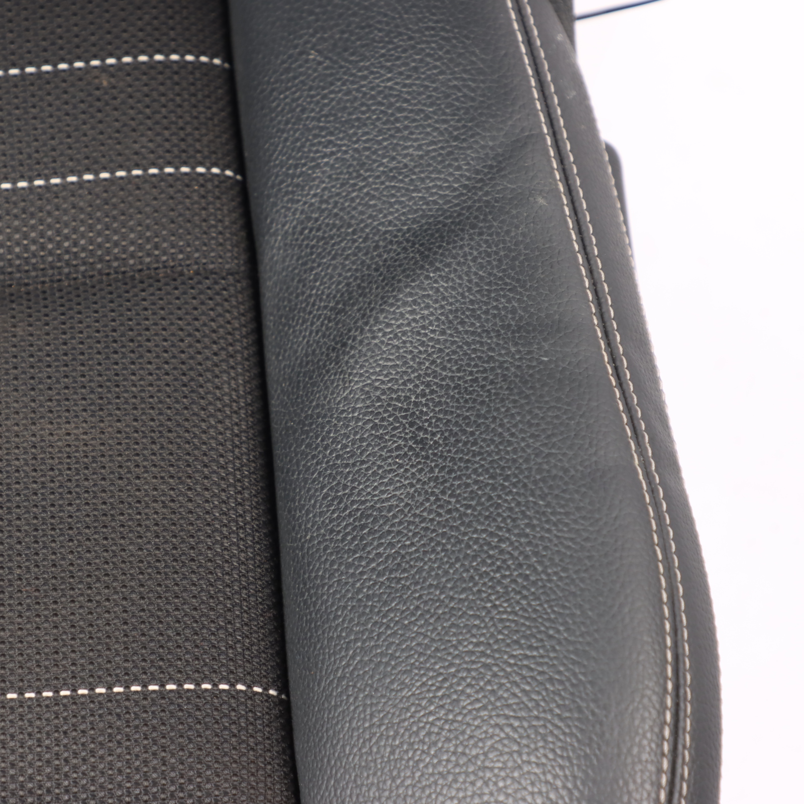 Mercedes W176 Front Seat Sport Right O/S Leather / Cloth Black