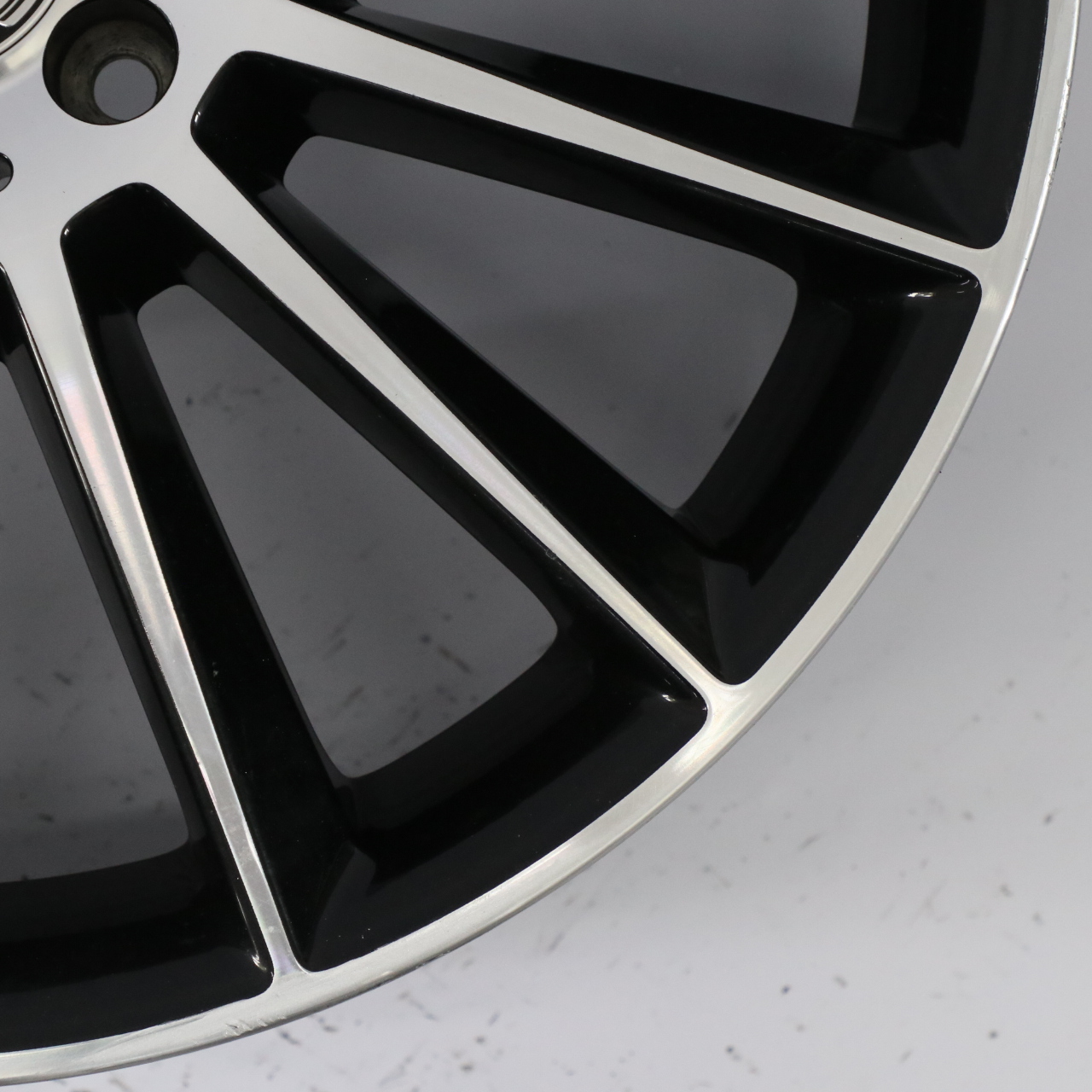 Mercedes C118 W177 W247 AMG Alloy Wheel Rim 19" 14 Spoke ET:49 7,5J A1774011600