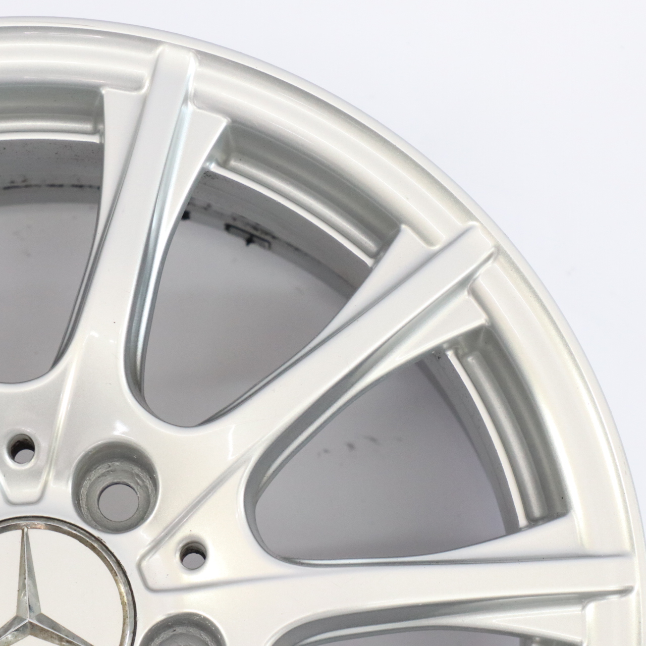 Mercedes W205 Silver Alloy Wheel Rim 16'' 6,5J ET:38 10 Spoke A2054012400