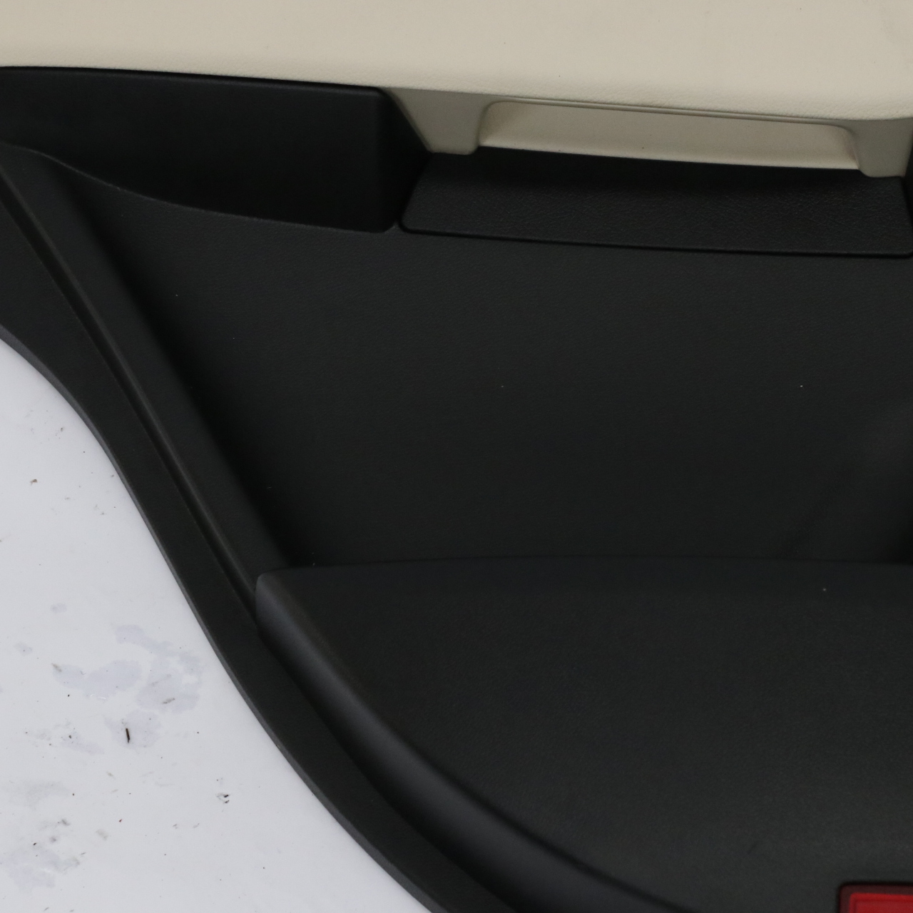 Mercedes GLE C292 Rear Door Left N/S Trim Panel Leather Designo Porcelain