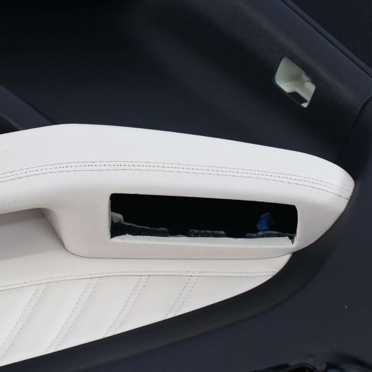 Mercedes C292 Door Card Front Right O/S Trim Panel Cover Leather Black Beige