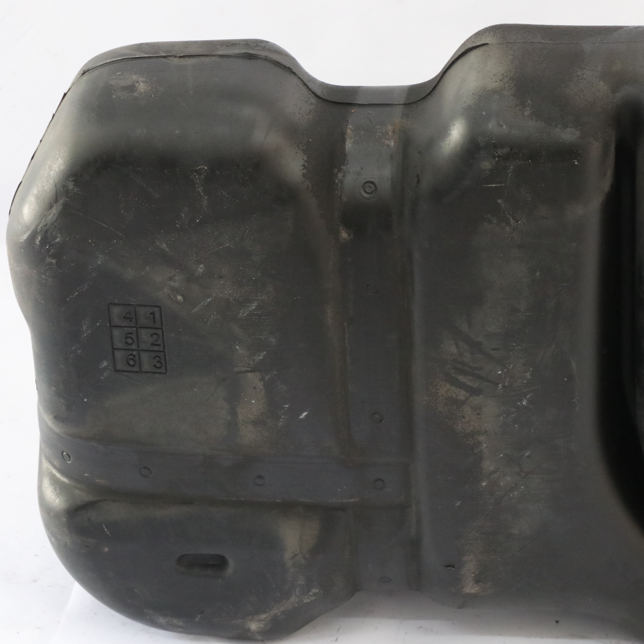 Hyundai H-1 2.5 CRDI Diesel Fuel Tank Reservoir 31150-4H000