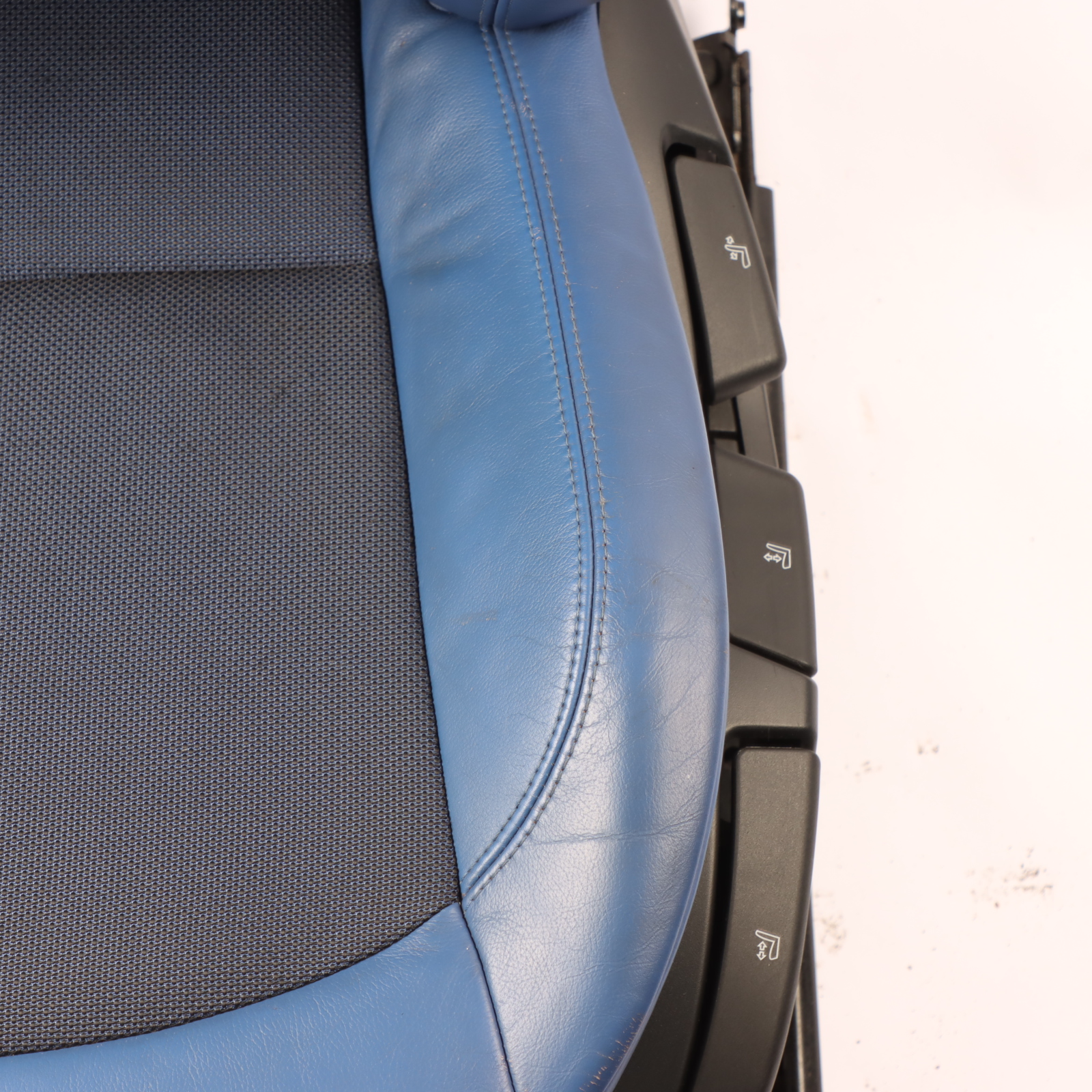 BMW E85 Front Left N/S Seat Cloth Leather Active Sports / Montego-Blue Interior