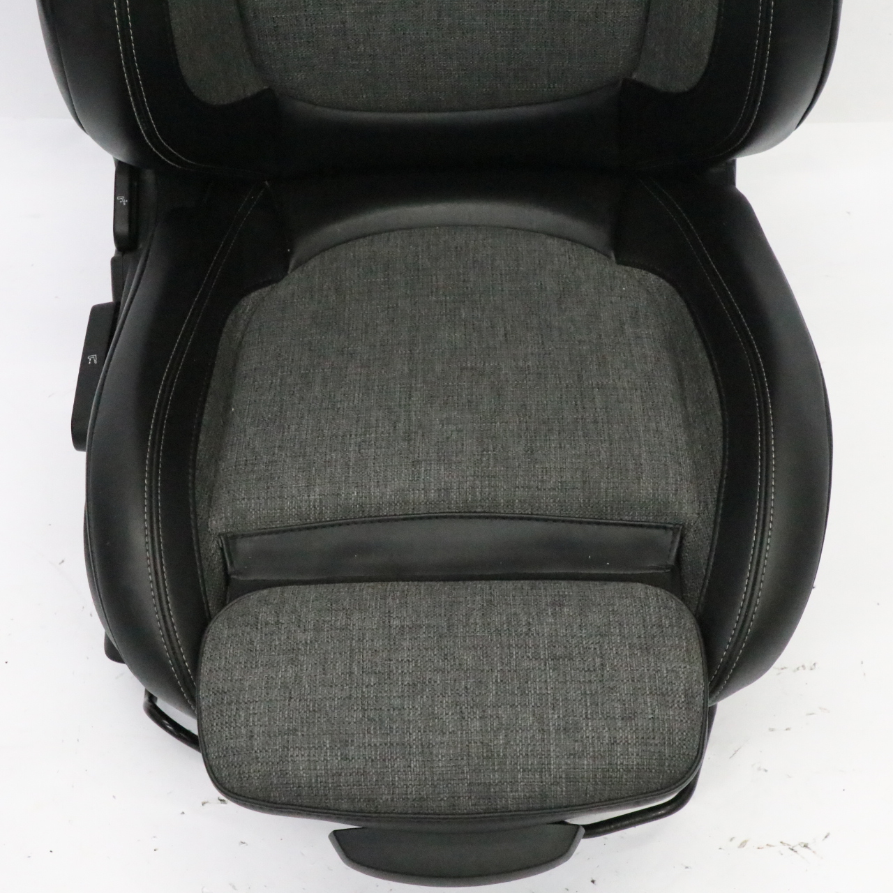 Front Seat Mini Cooper One F56 Sport Cloth Leather Right O/S Pearl Black Carbon