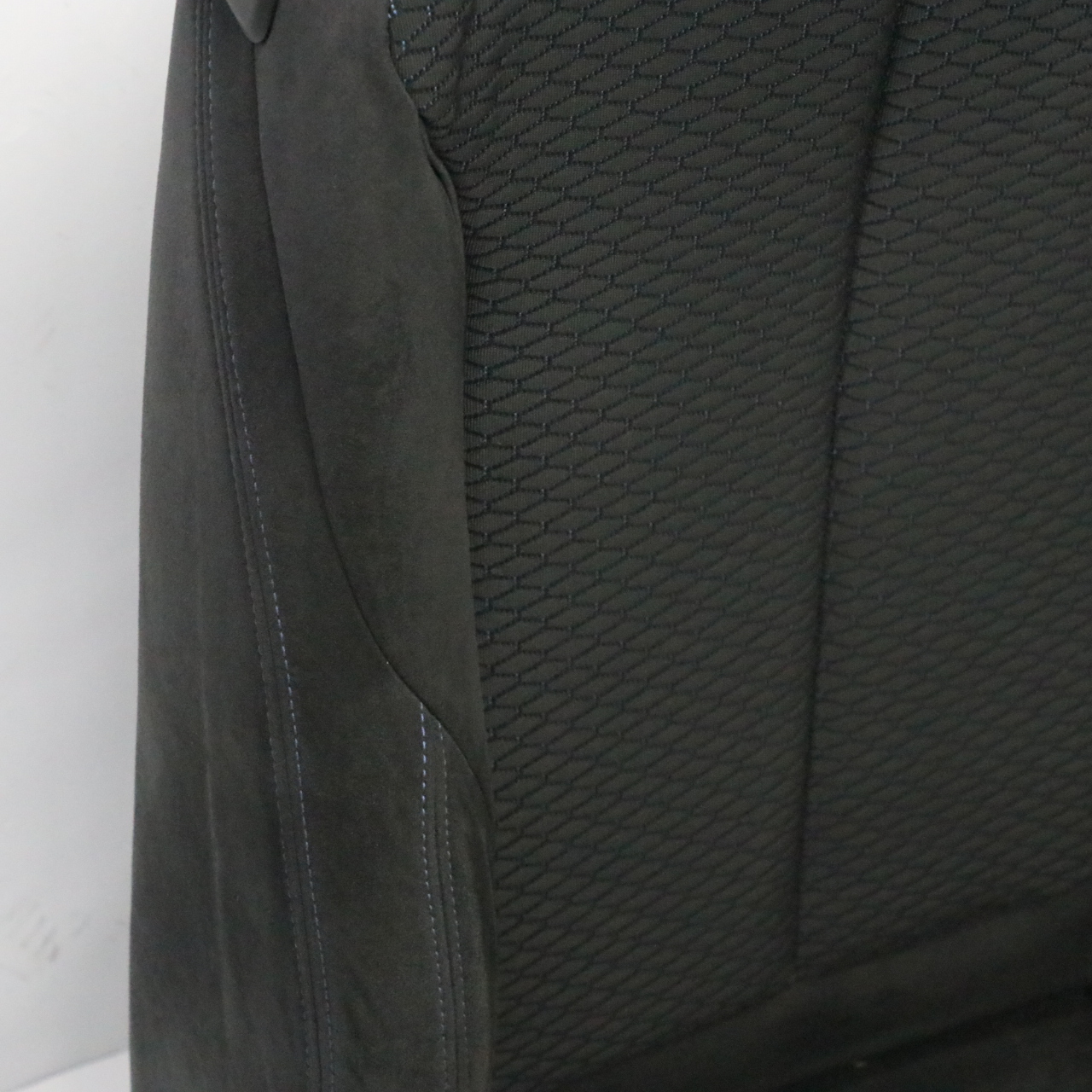 Front Seat BMW F21 M Sport Right O/S Cloth Hexagon / Alcantara / Anthracite