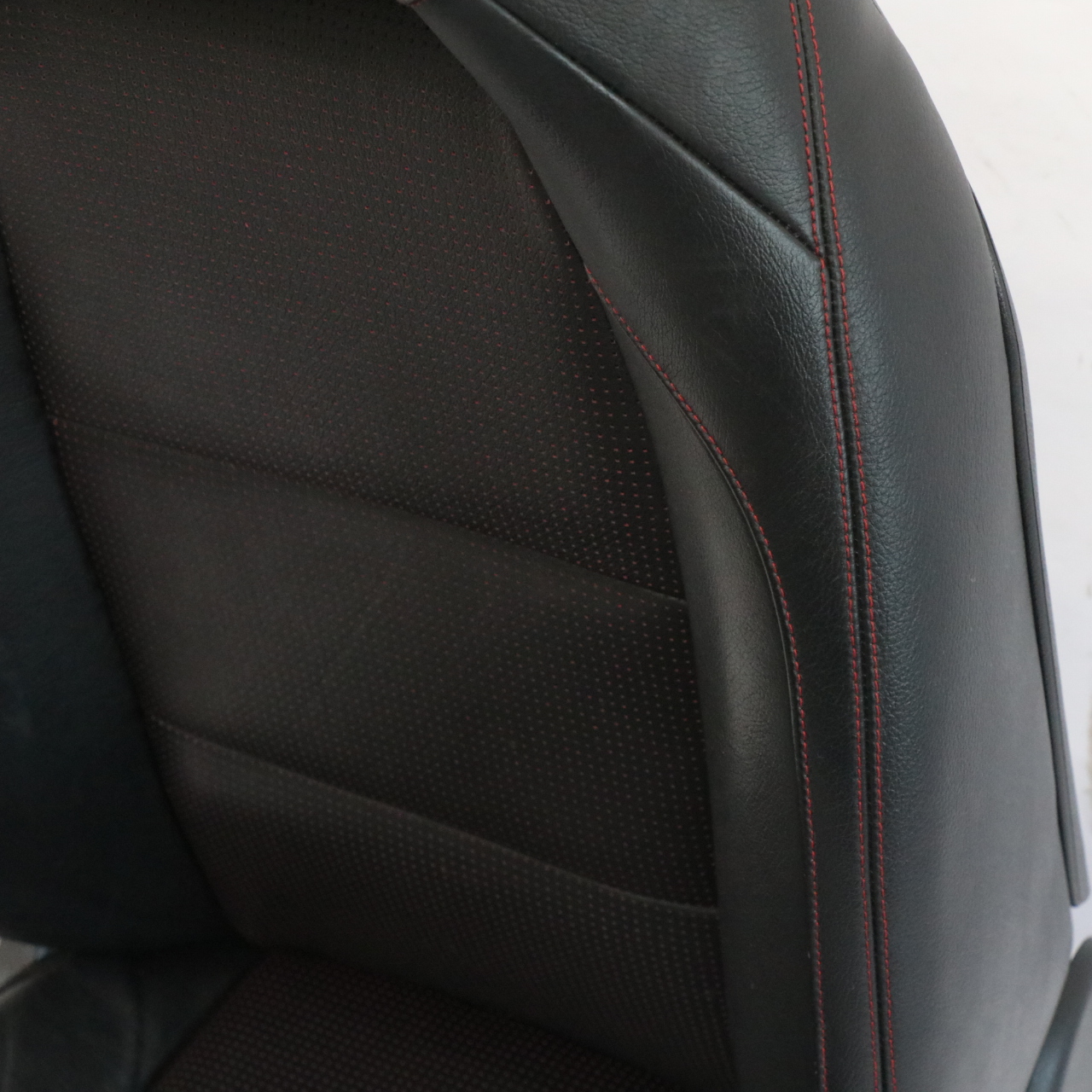 Mercedes X156 Front Right O/S Seat Heated Leather Microfibre Black Interior 