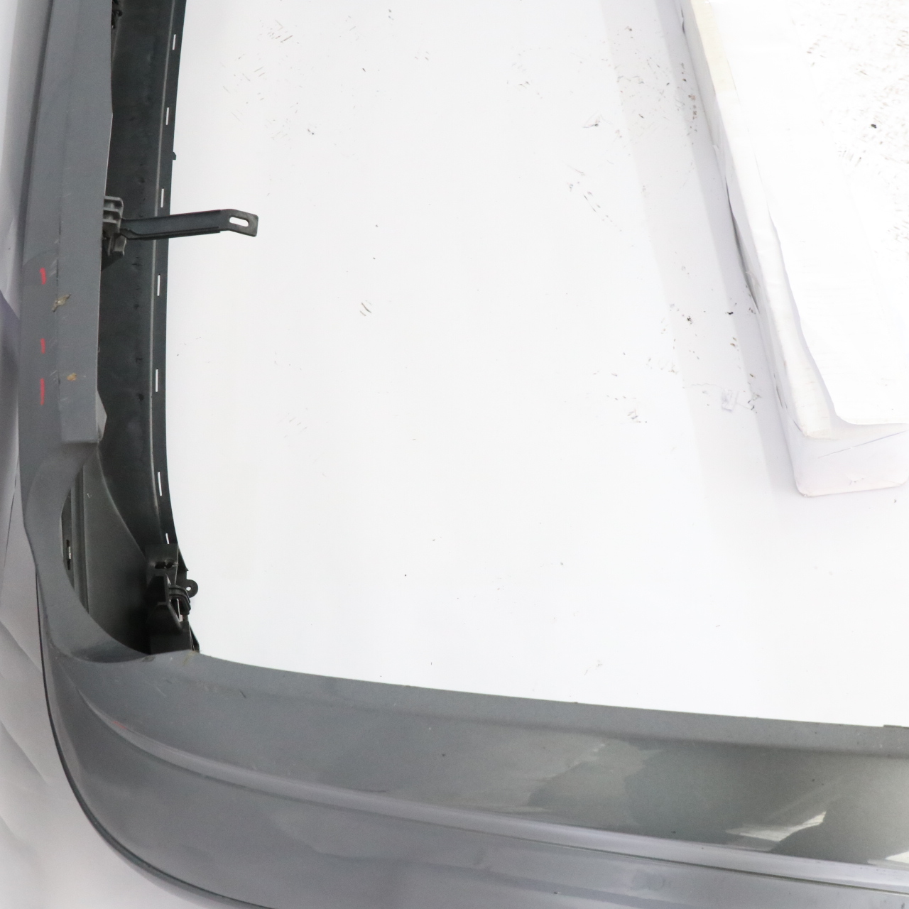 Mercedes W211 Rear Bumper Trim Panel Cover Flint Grey Metallic - 368