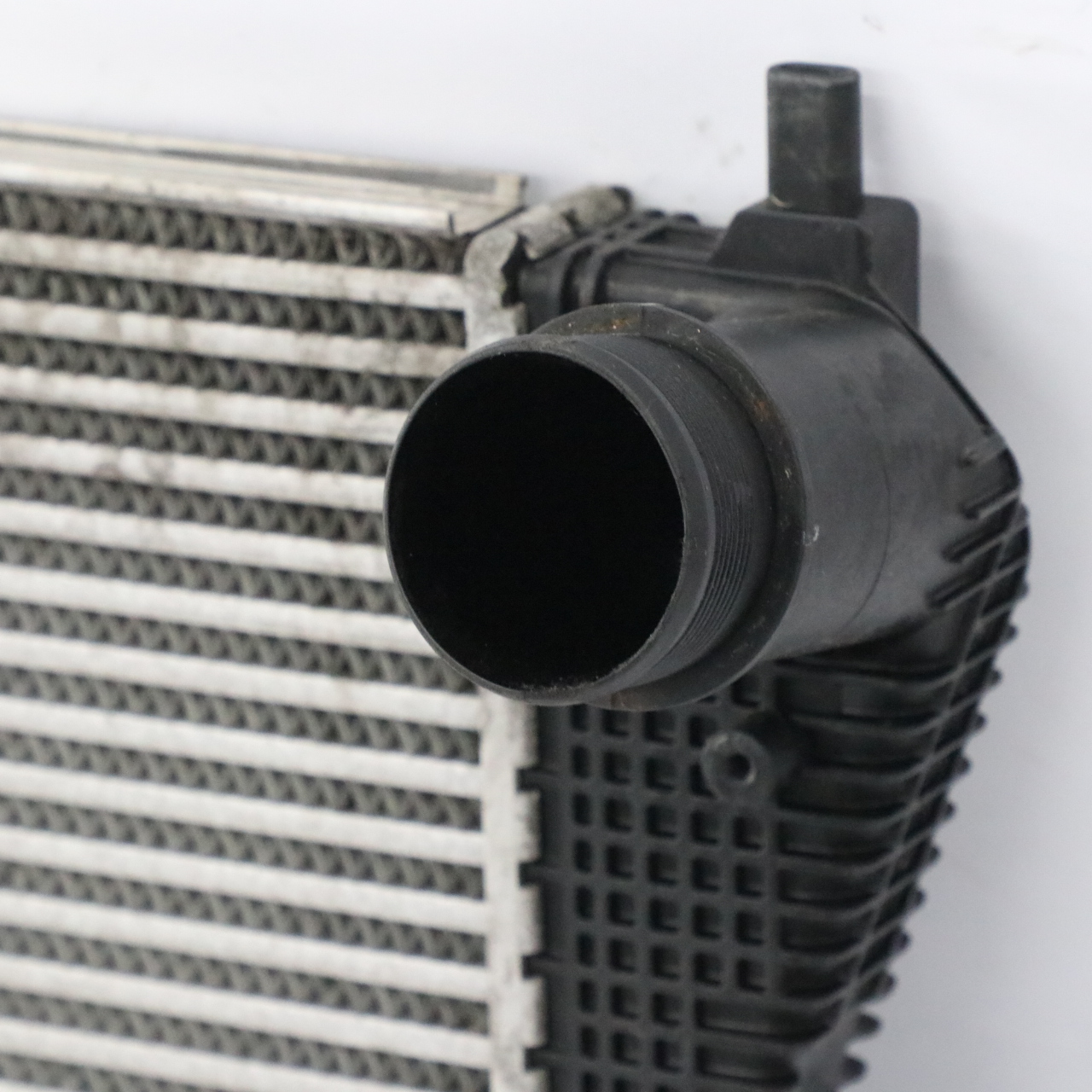 Volkswagen VW Sharan 7N Intercooler Radiator Air Charge Cooler Unit 3C0145805AM