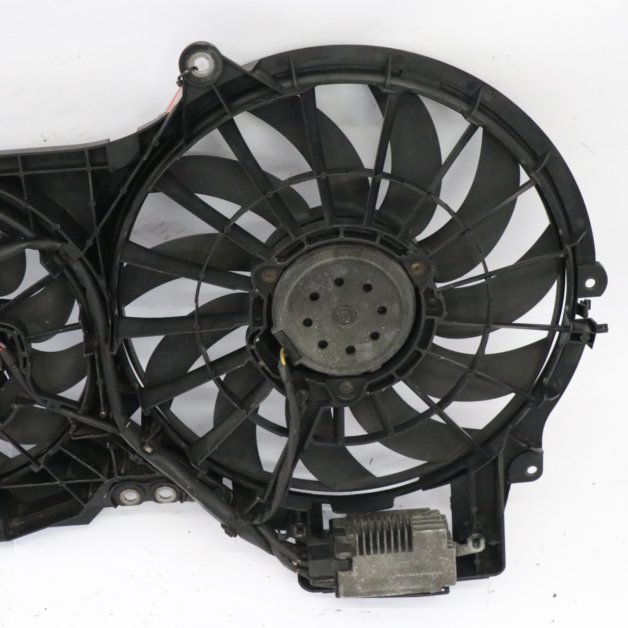 Audi A6 C6 2.0 TDI CAGB Right O/S Engine Cooling Fan 200W 280MM 4F0959455A