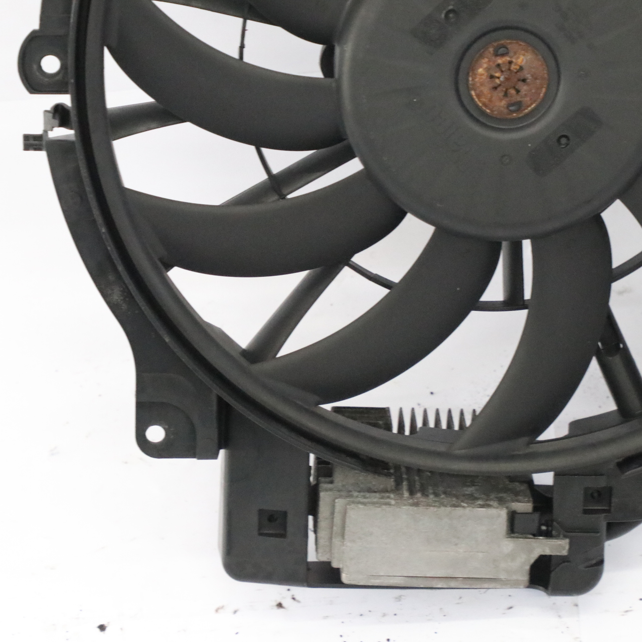 Audi A6 C6 2.0 TDI CAGB Right O/S Engine Cooling Fan 200W 280MM 4F0959455A