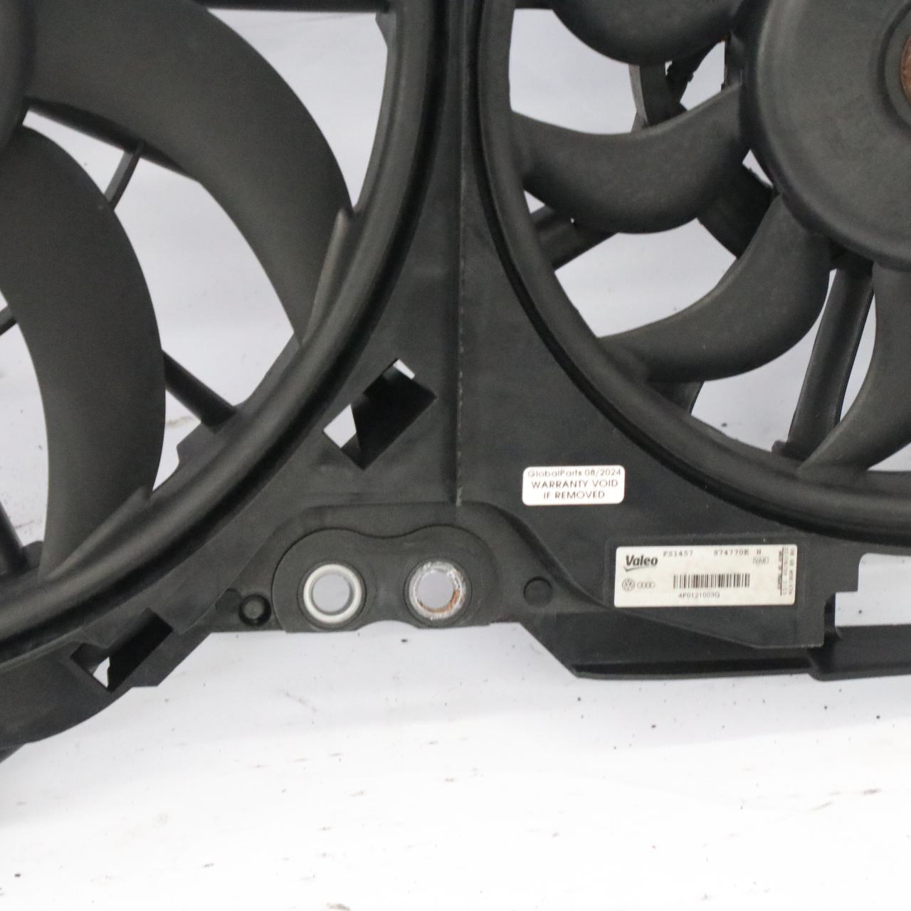 Audi A6 C6 2.0 TDI CAGB Right O/S Engine Cooling Fan 200W 280MM 4F0959455A