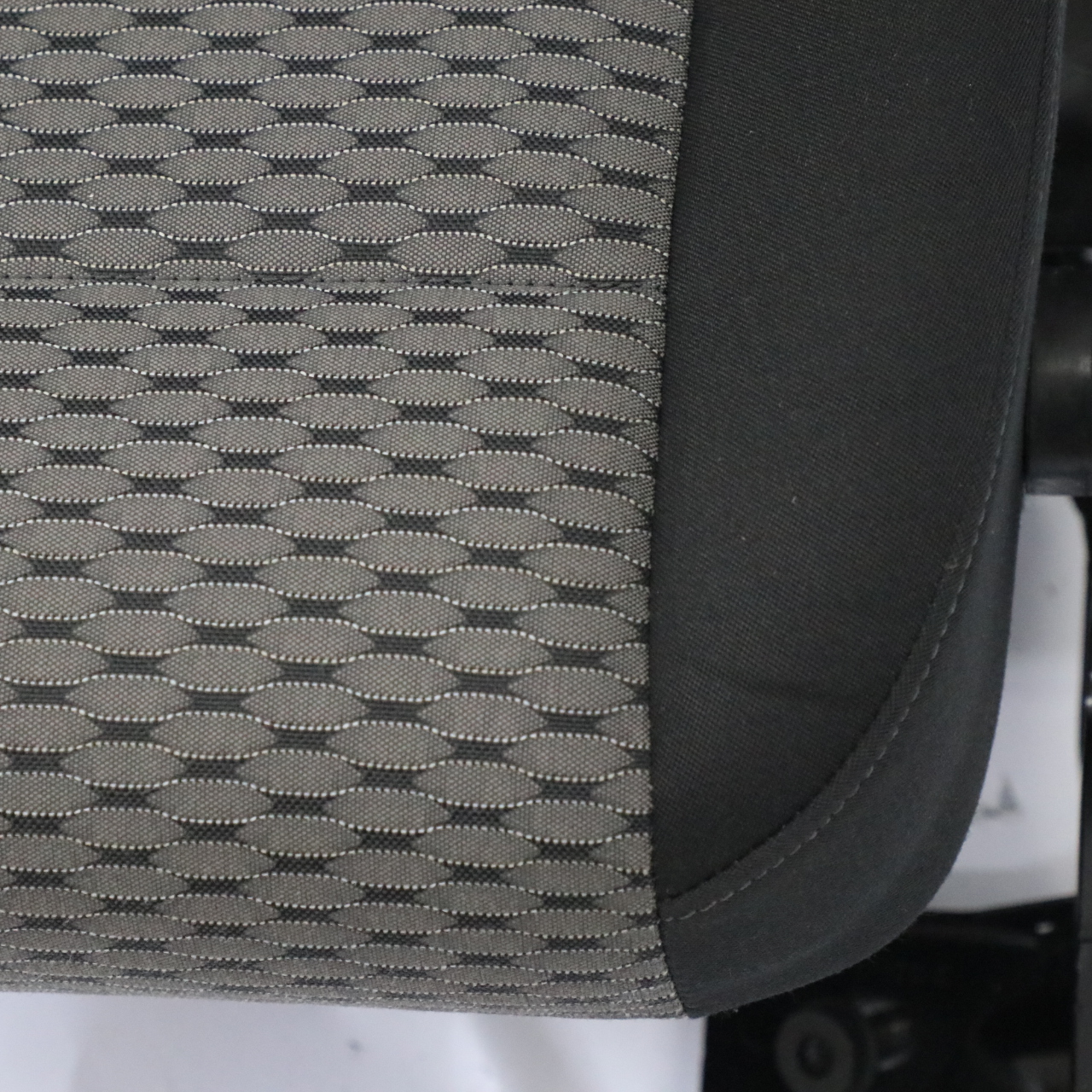 VW Volkswagen Sharan 7N Rear Seat Right O/S Interior Cloth Fabric Black Grey