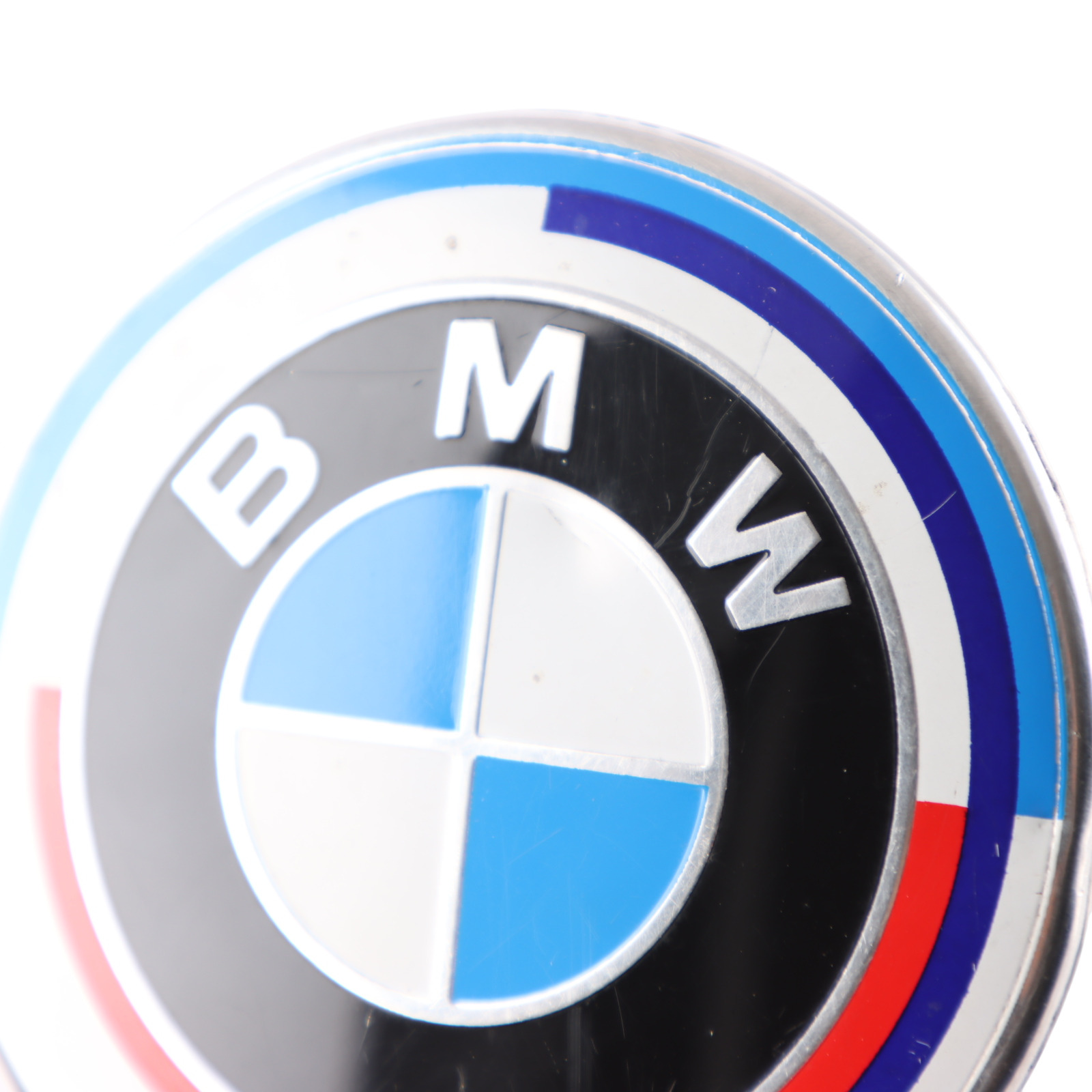 Badge Bonnet Emblem BMW E81 E87 E90 E91 E92 E60 F10 F11 Boot Logo Plaque 8132375