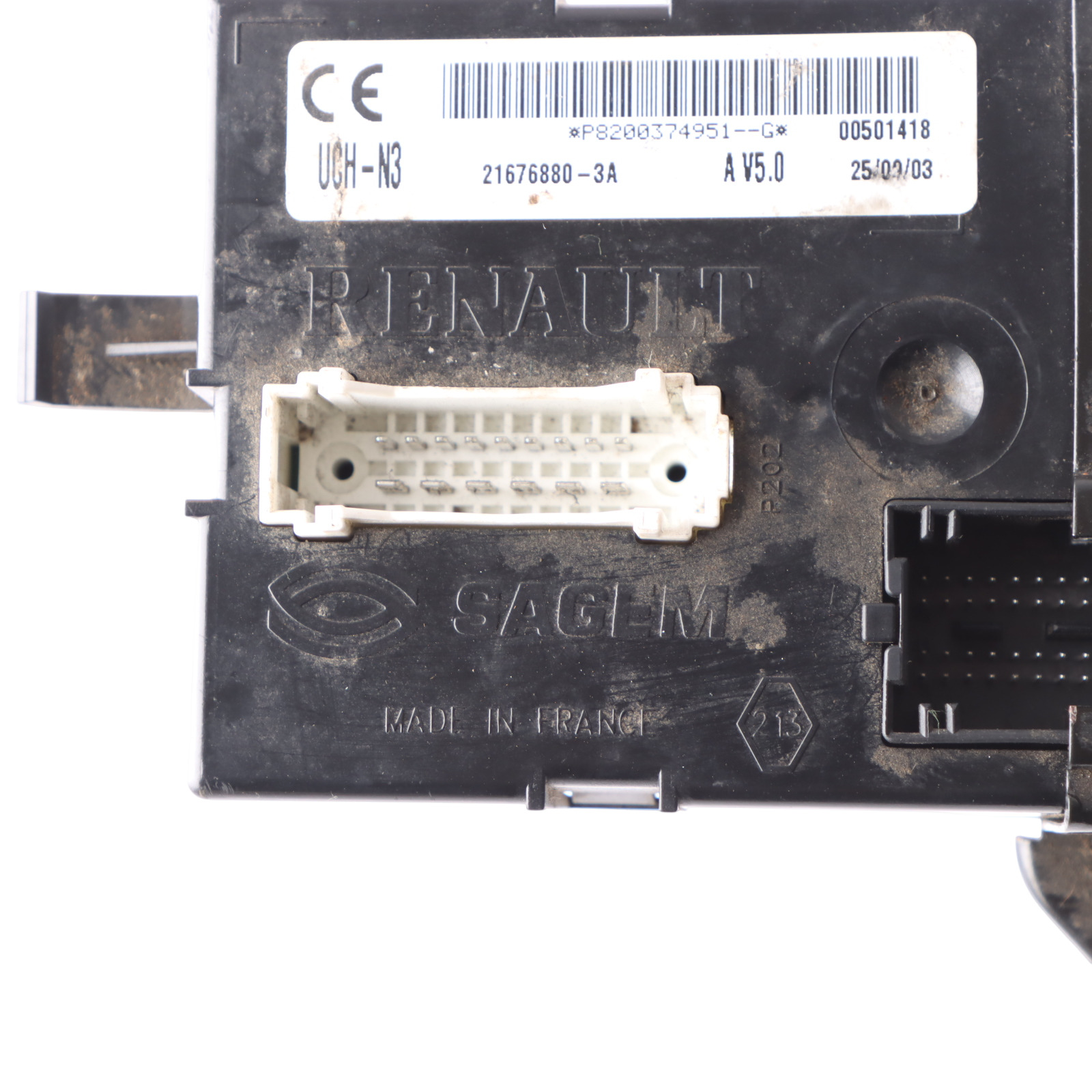 Nissan Primastar Renault Trafic II Body Control Unit Module BCM ECU 8200374951