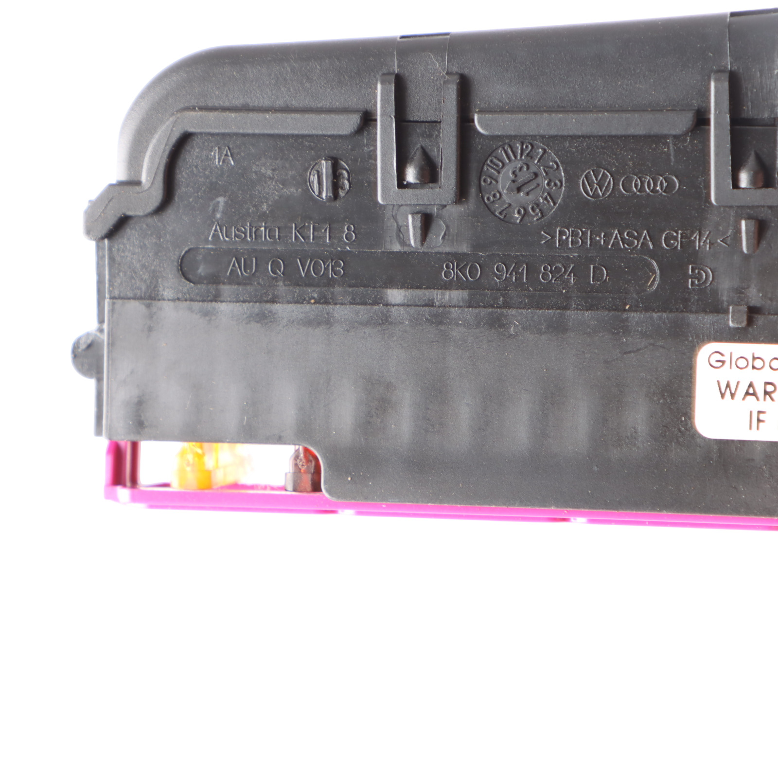 Audi Volkswagen Fuse Box Connector Socket Module Unit 8K0941824D