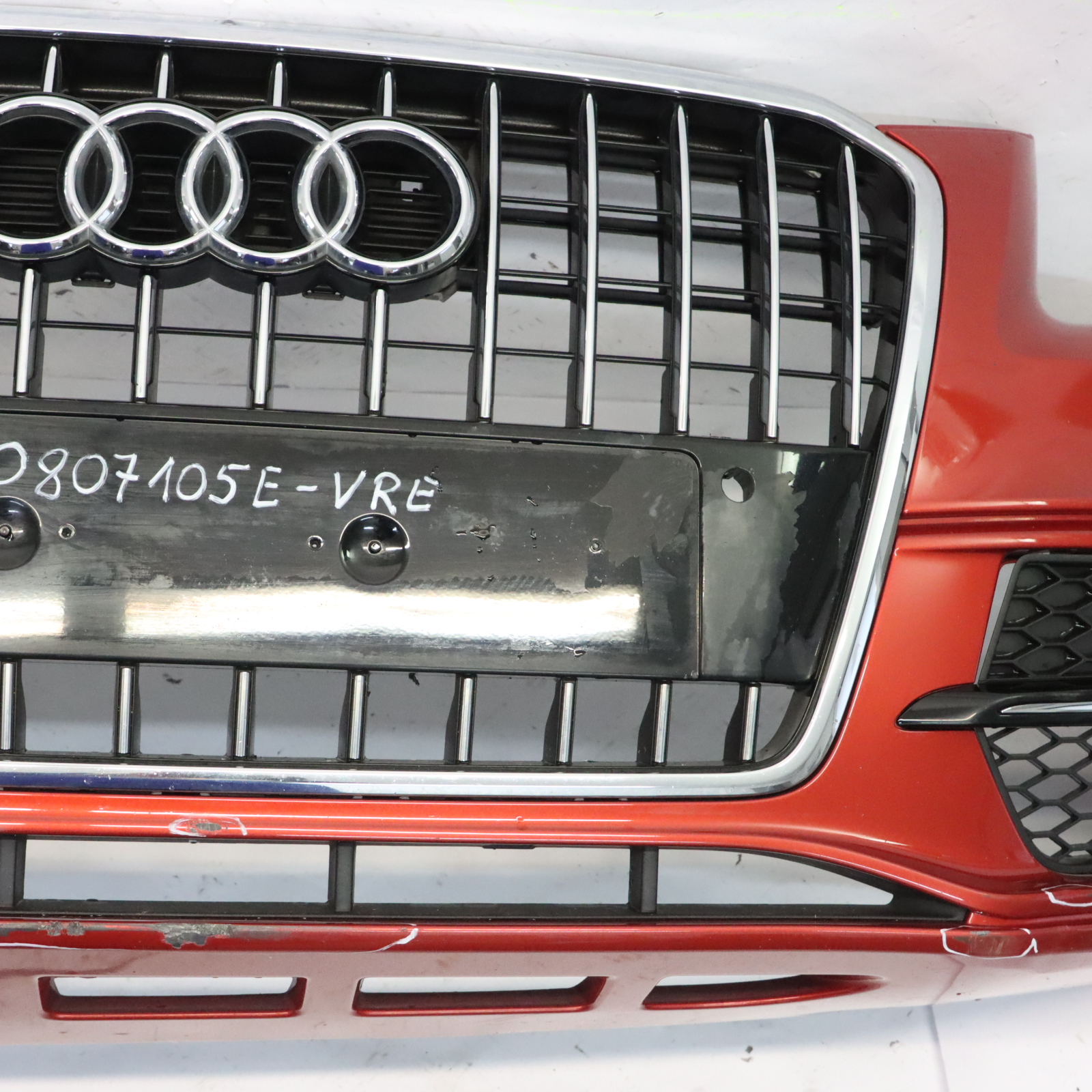 Audi Q5 8R Front Bumper Trim Panel Cover Volcano Red Metallic - Y3M