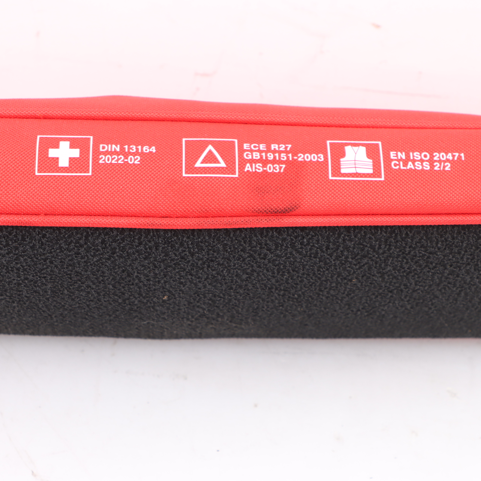 Tesla Model 3 Y First Aid Kit Hazard Warning Triangle Emergency P1475076-00-D