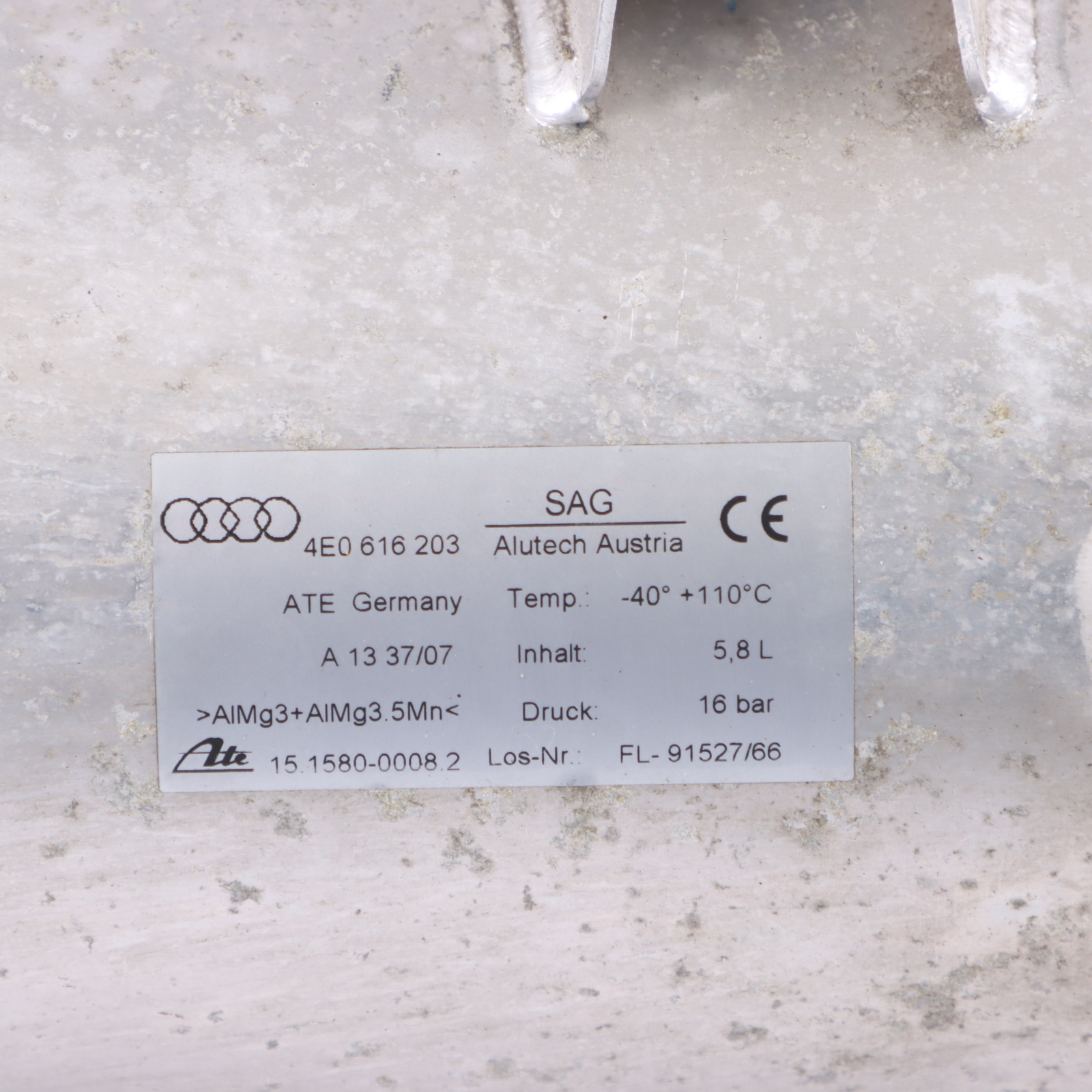 Audi S8 D3 Suspension Air Capacity Tank Pressure Cylinder Reservoir 4E0616203