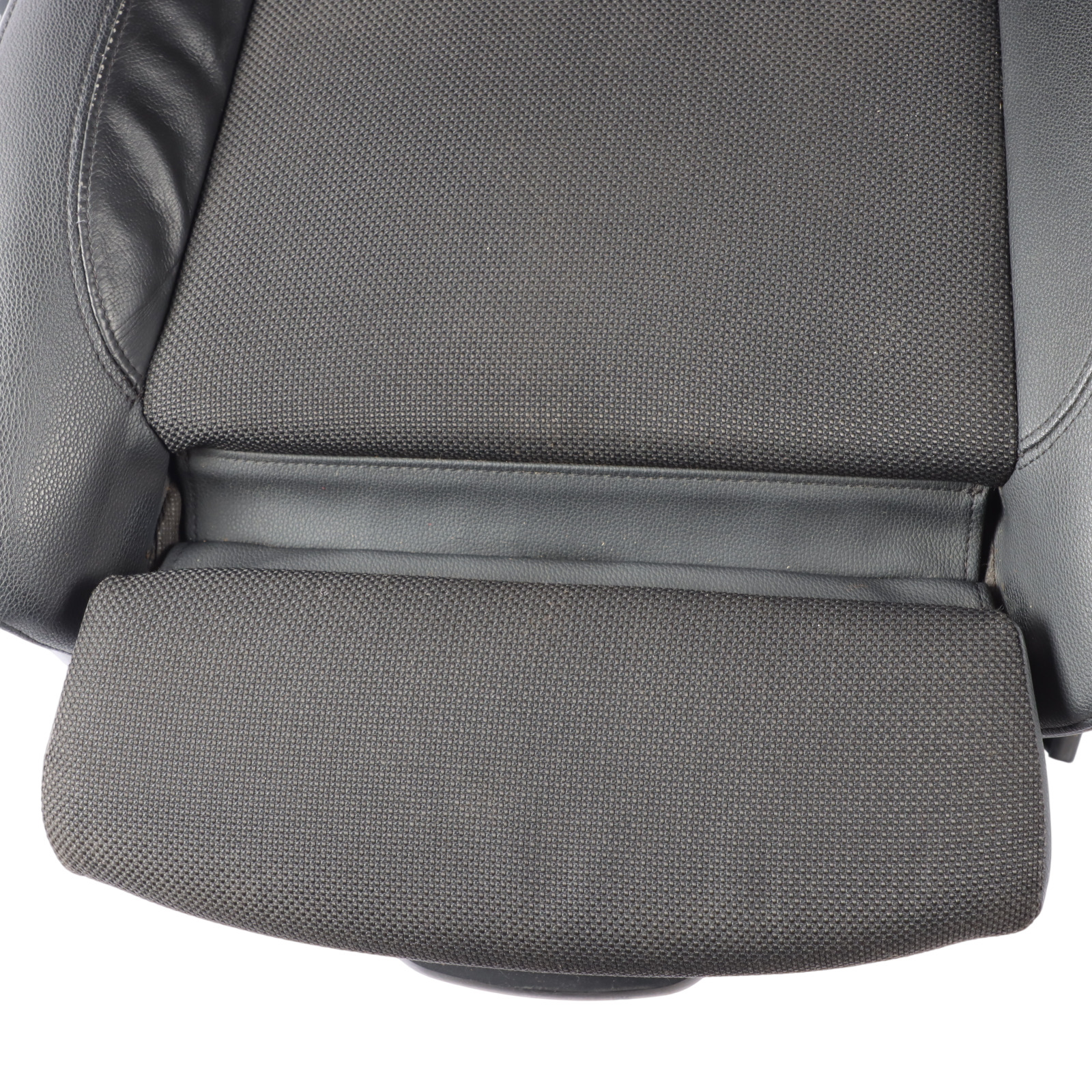 Front Seat BMW E81 E82 M Sport Right O/S Side Black Cloth / Imitation Leather