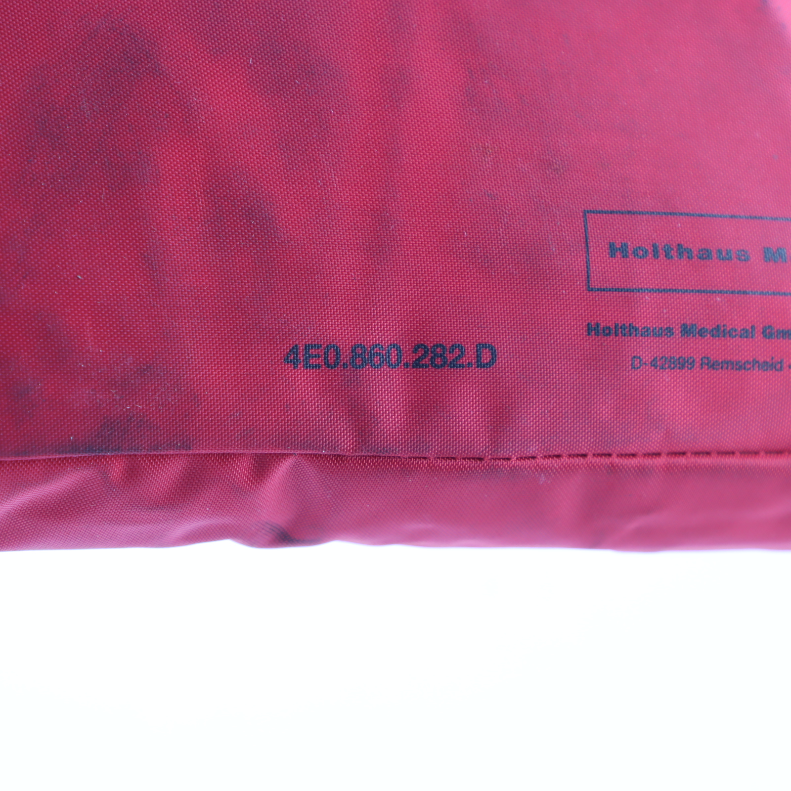 Audi RS4 B8 Universal First Aid Emergency Medical Kit Red Pouch 8P0860282G