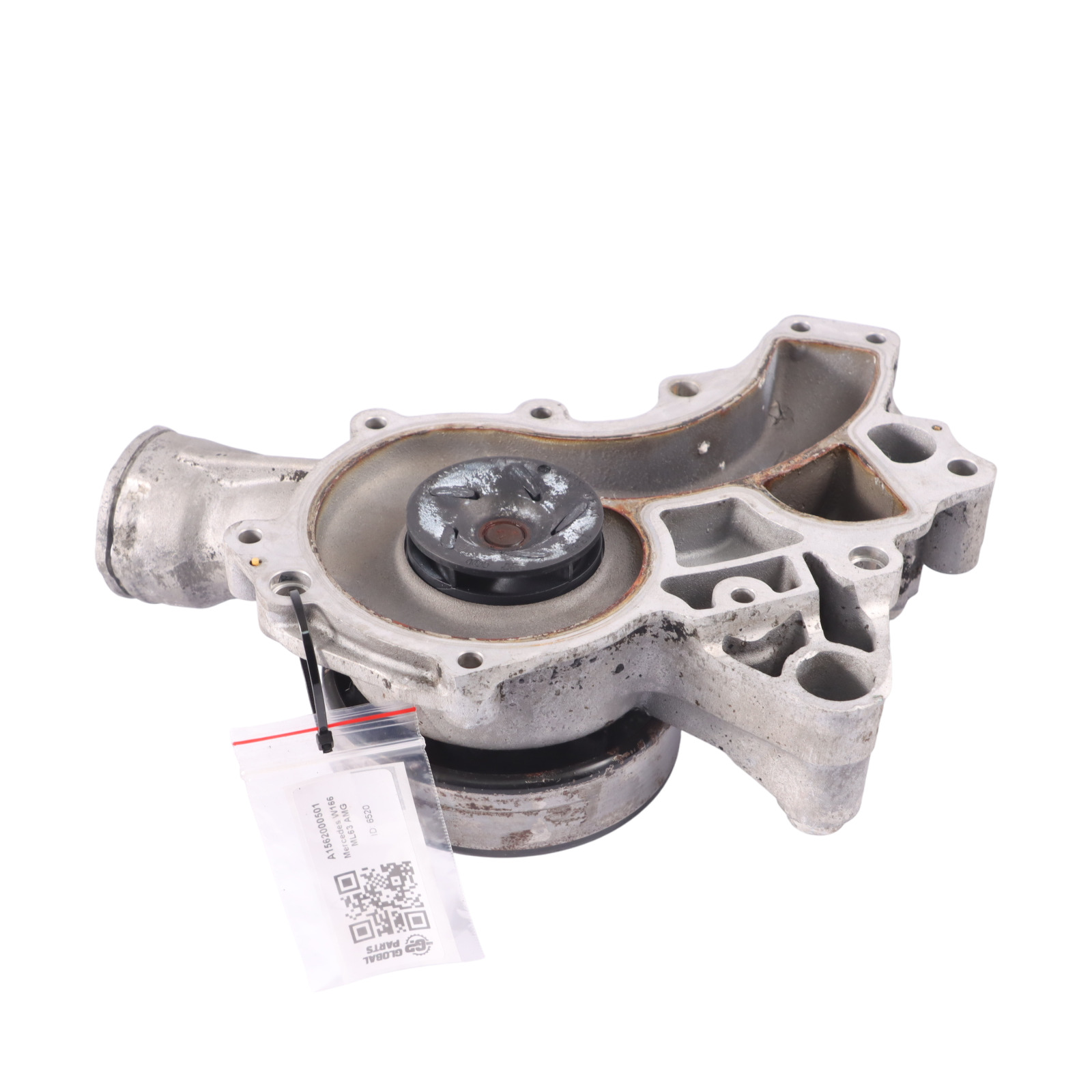 Mercedes ML W166 63 AMG M156 Petrol Engine Water Pump A1562000501