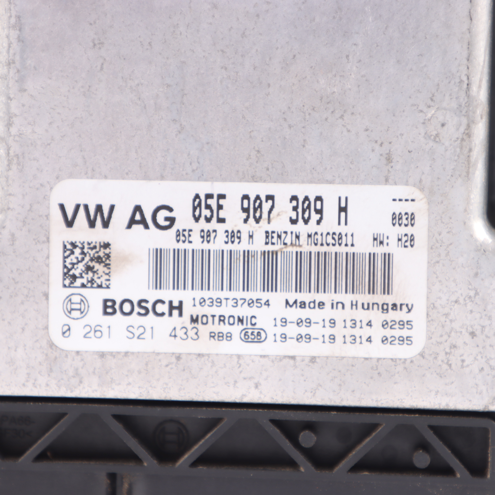 Audi A3 8V 1.5 TSI DPCA Engine Module Control Unit 05E907309H Manual