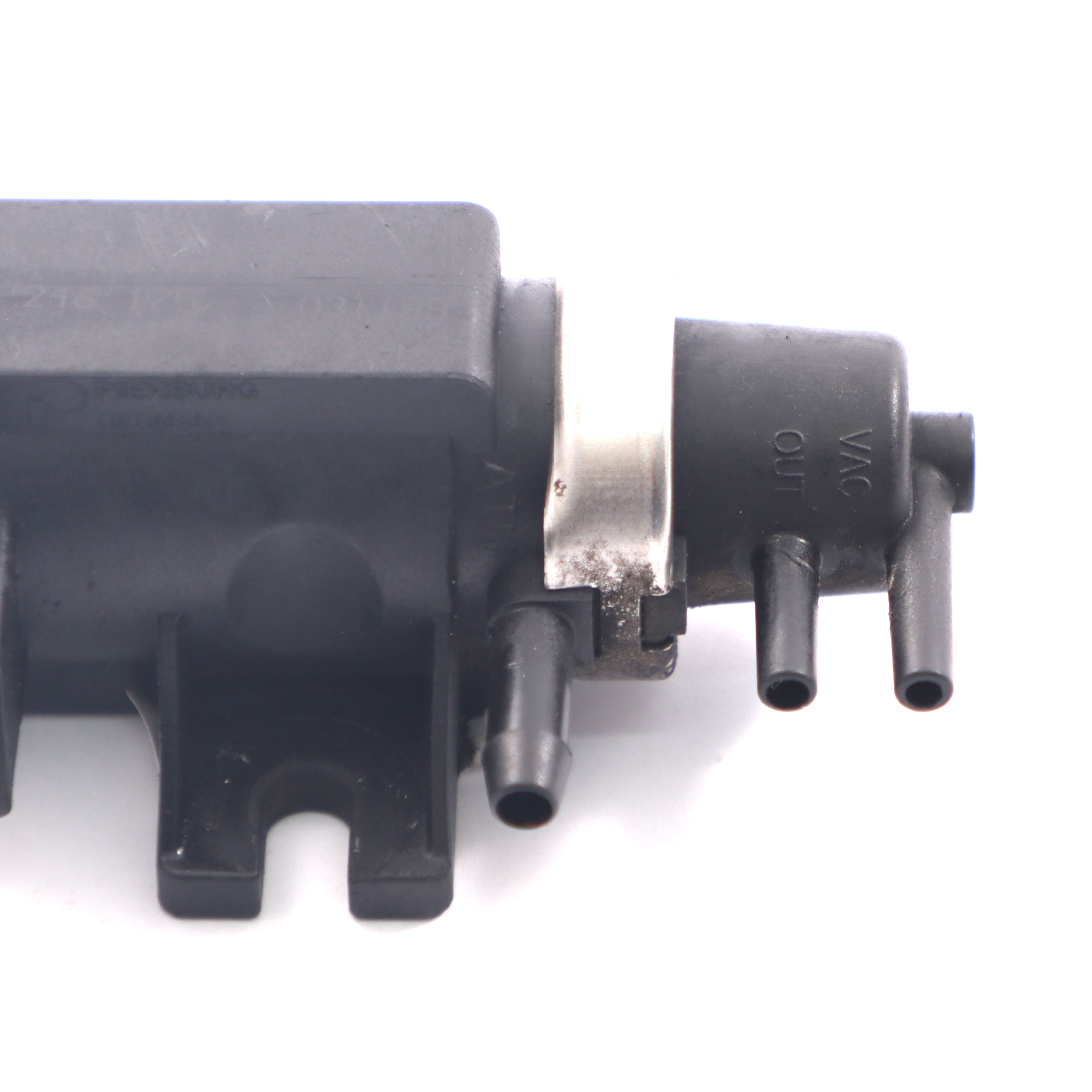 BMW E36 E39 M51 Diesel Turbo Vacuum Pressure Converter Solenoid 2246175