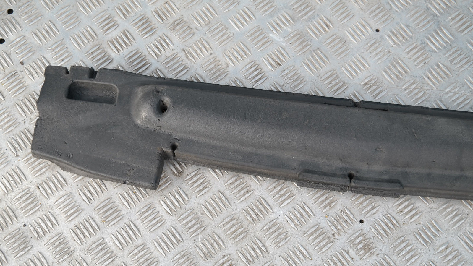 BMW MINI Cooper One R56 R56N LCi Rear Bumper Carrier Foam Component 2755611