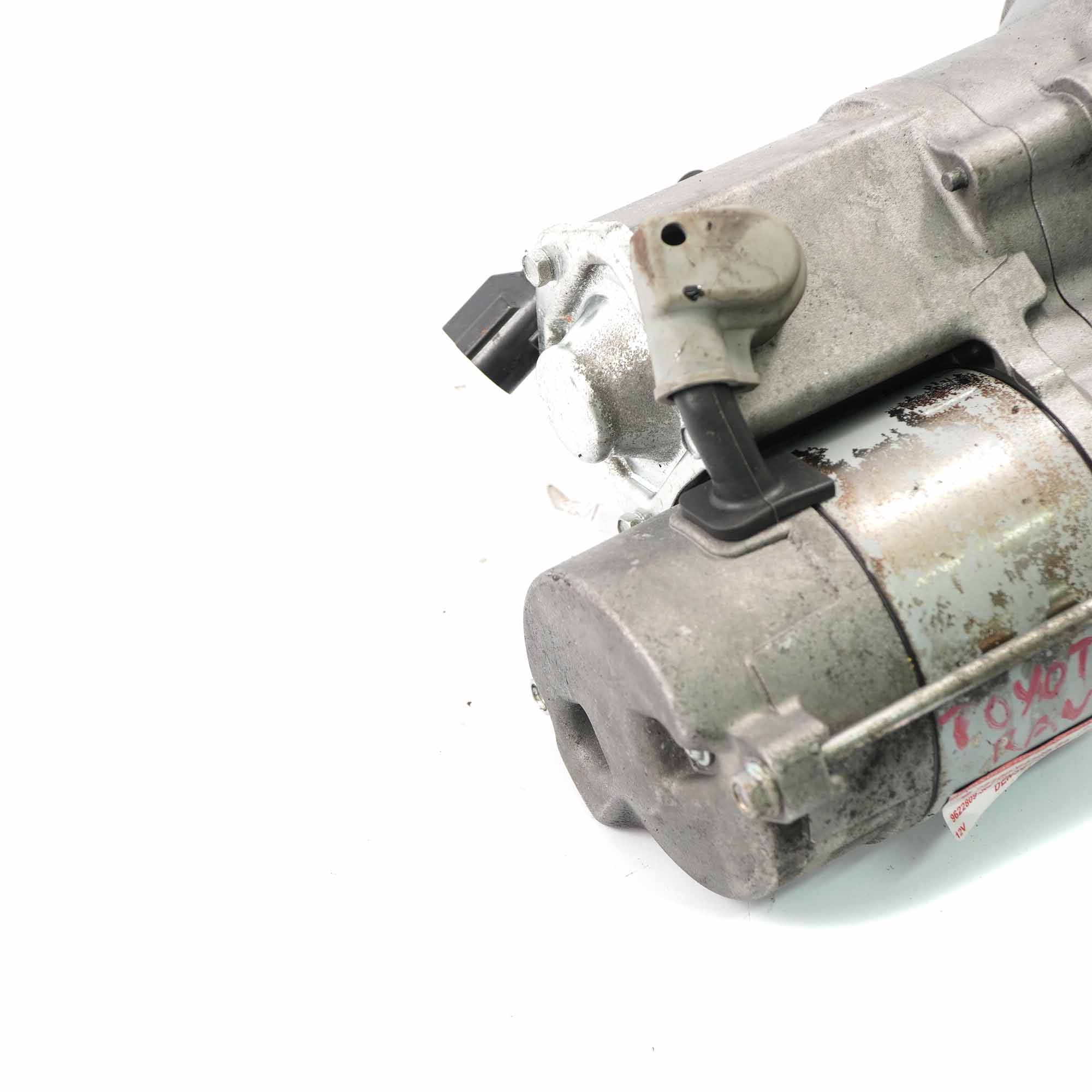 Toyota RAV4 Diesel Starter Motor Engine Actuator DENSO 28100-64300-84