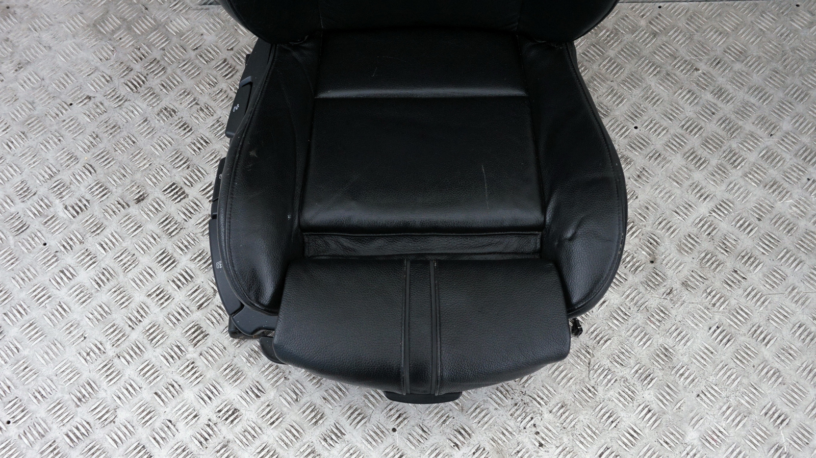 BMW X3 Series E83 Heated Sport Black Leather Front Right O/S Seat Driver Side