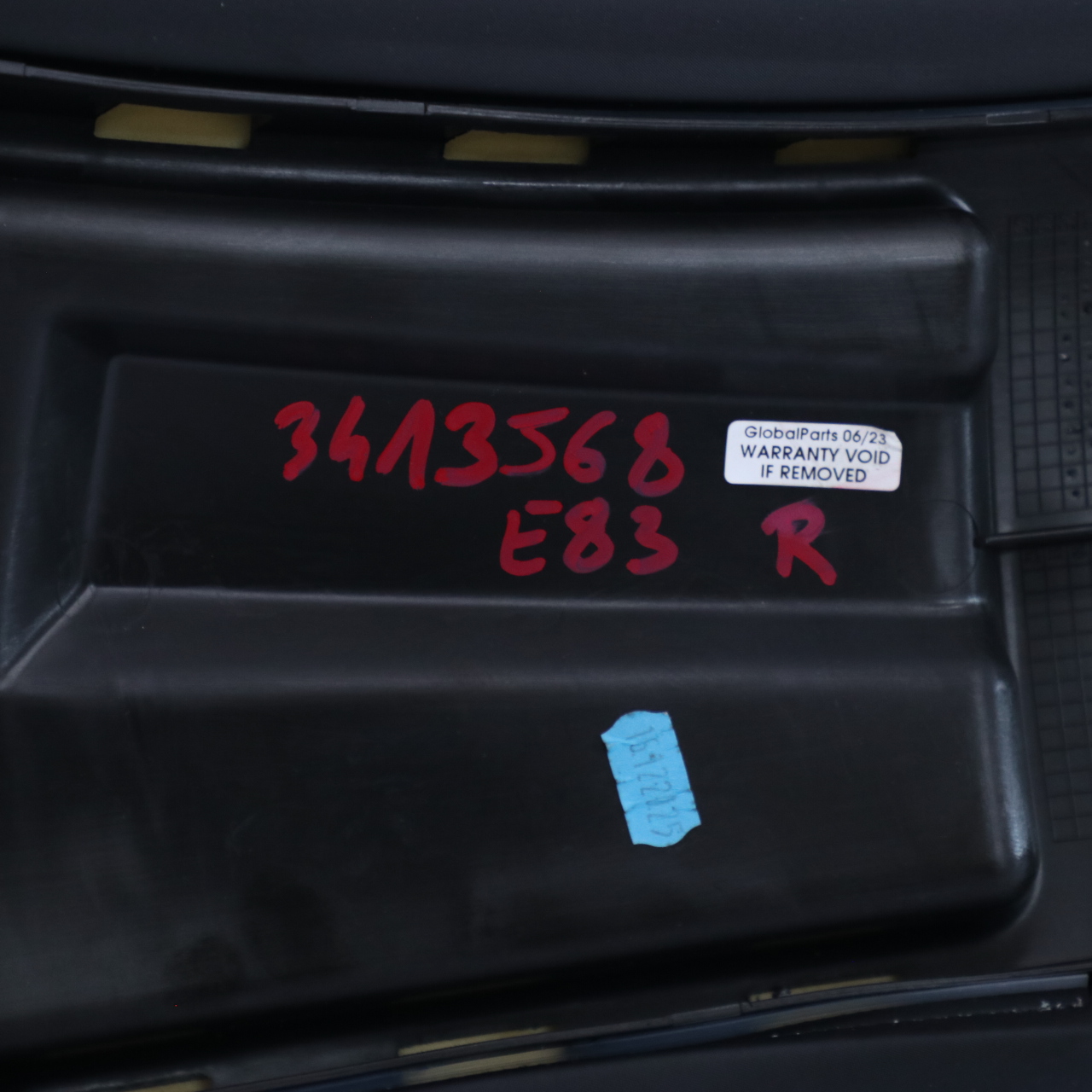 BMW X3 E83 Lateral Panel Rear Seat Right O/S Finisher Cover Black 3330438