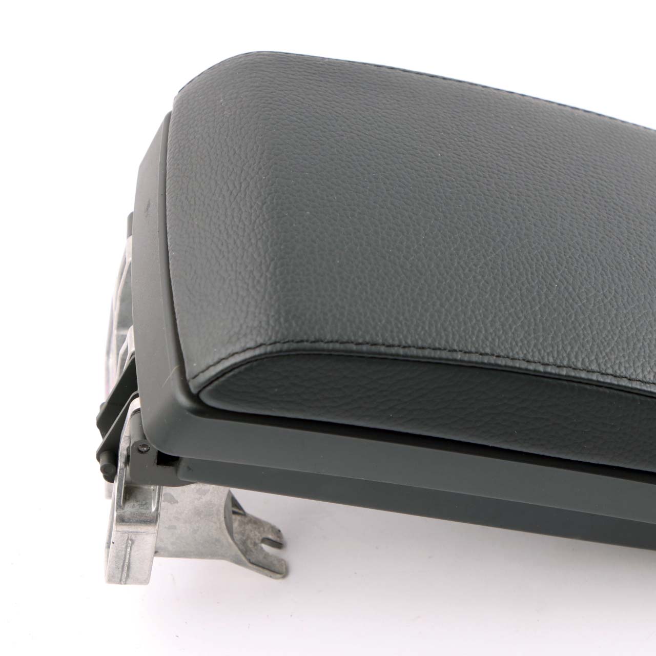 BMW X3 Series E83 Cover Armrest Front Leather Schwarz Black 3414245