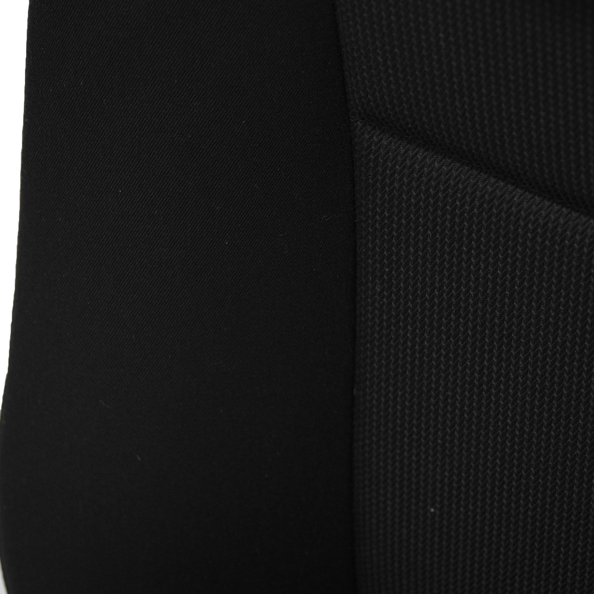 Front Seat BMW E83 Cloth Fabric Twill Anthracite Left N/S