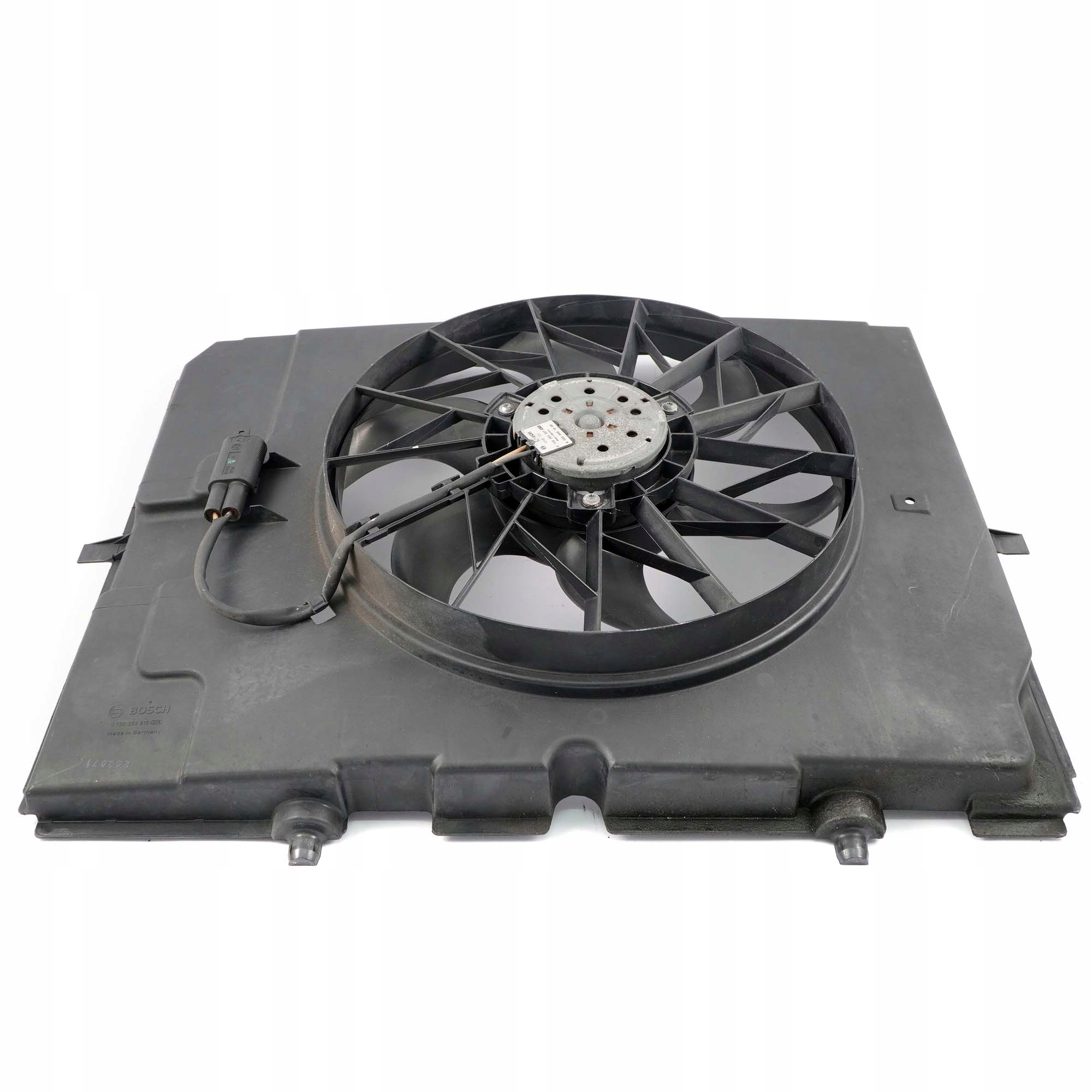 Mercedes-Benz E-Class W210 Engine Cooling Radiator Blower Fan 390W A2105052355