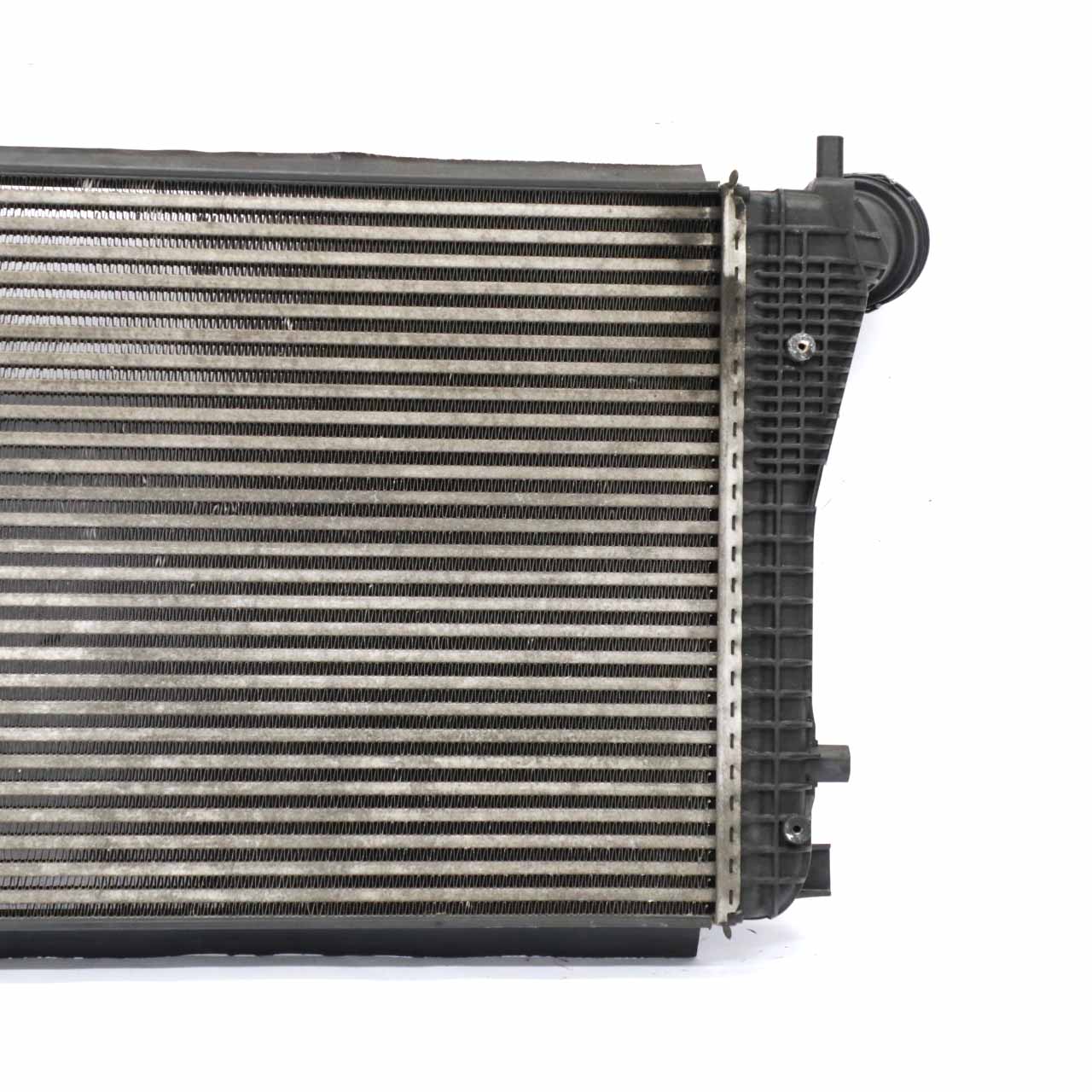 Volkswagen VW Passat B6 Intercooler Charge Air Cooler Radiator 3C0145805P