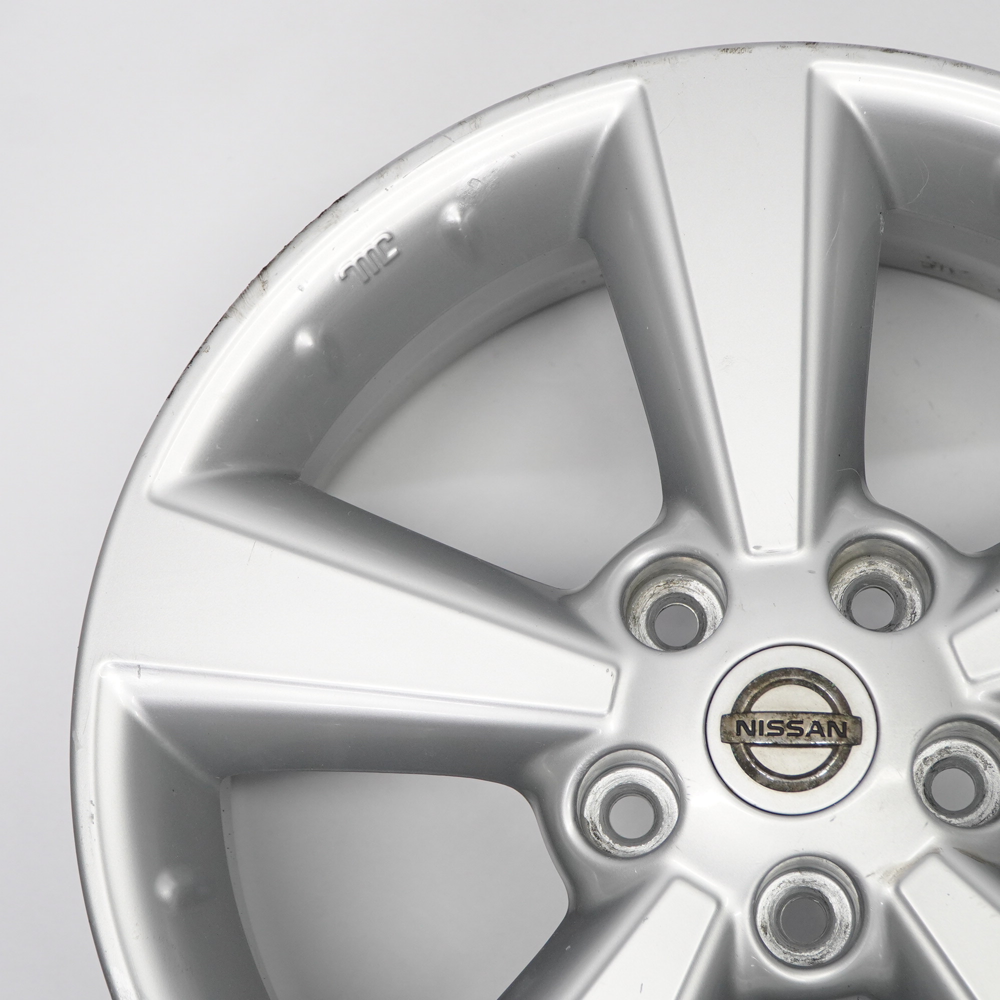 Nissan Qashqai J10 Silver Alloy Wheel Rim 17" ET:40 6.5J 40300EY17C