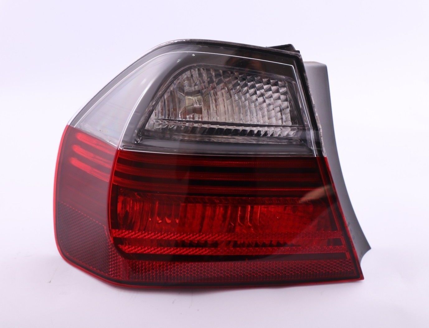 BMW 3 SERIES E90 Lamp Light In The Side Panel Rear Left N/S 0406879