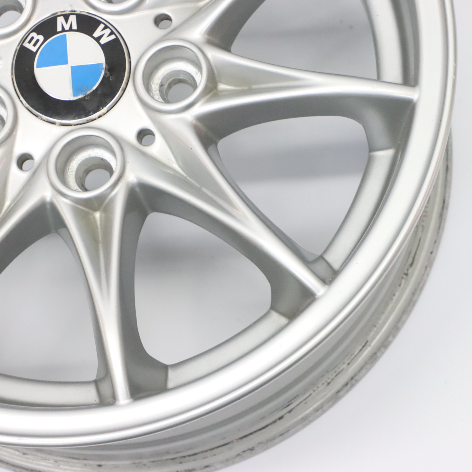 BMW Z4 Series E85 Silver Alloy Wheel Rim 16" Star Spoke 104 ET:47 7J 6758189