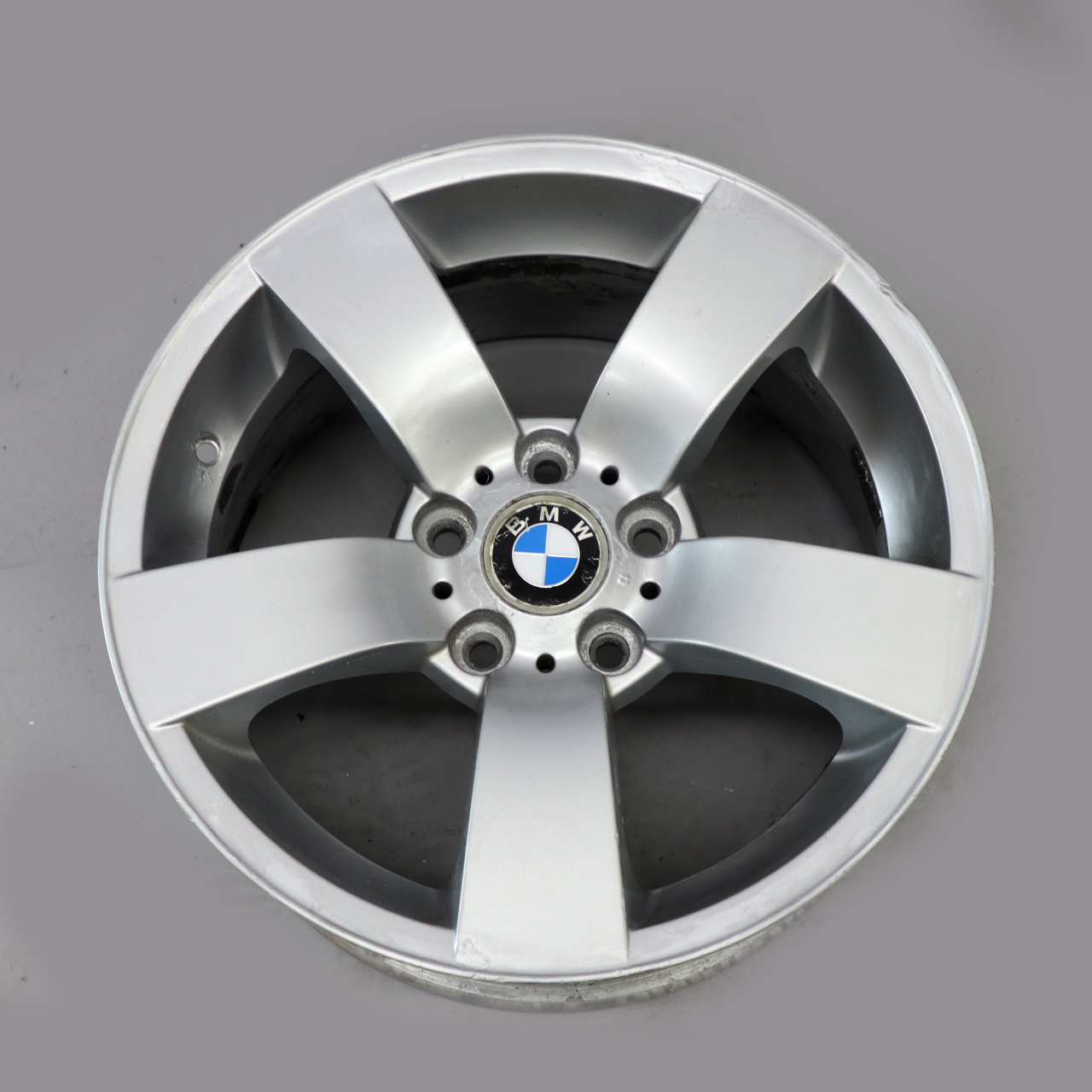 BMW 5 Series E60 E61 Alloy Wheel Rim 17" Star Spoke 122 ET:20 8J 6760615