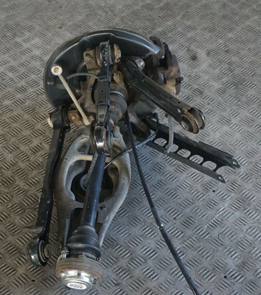 BMW 3 Series E90 LCI 318i N43 Rear Left N/S Spring Strut Leg Brake Suspension