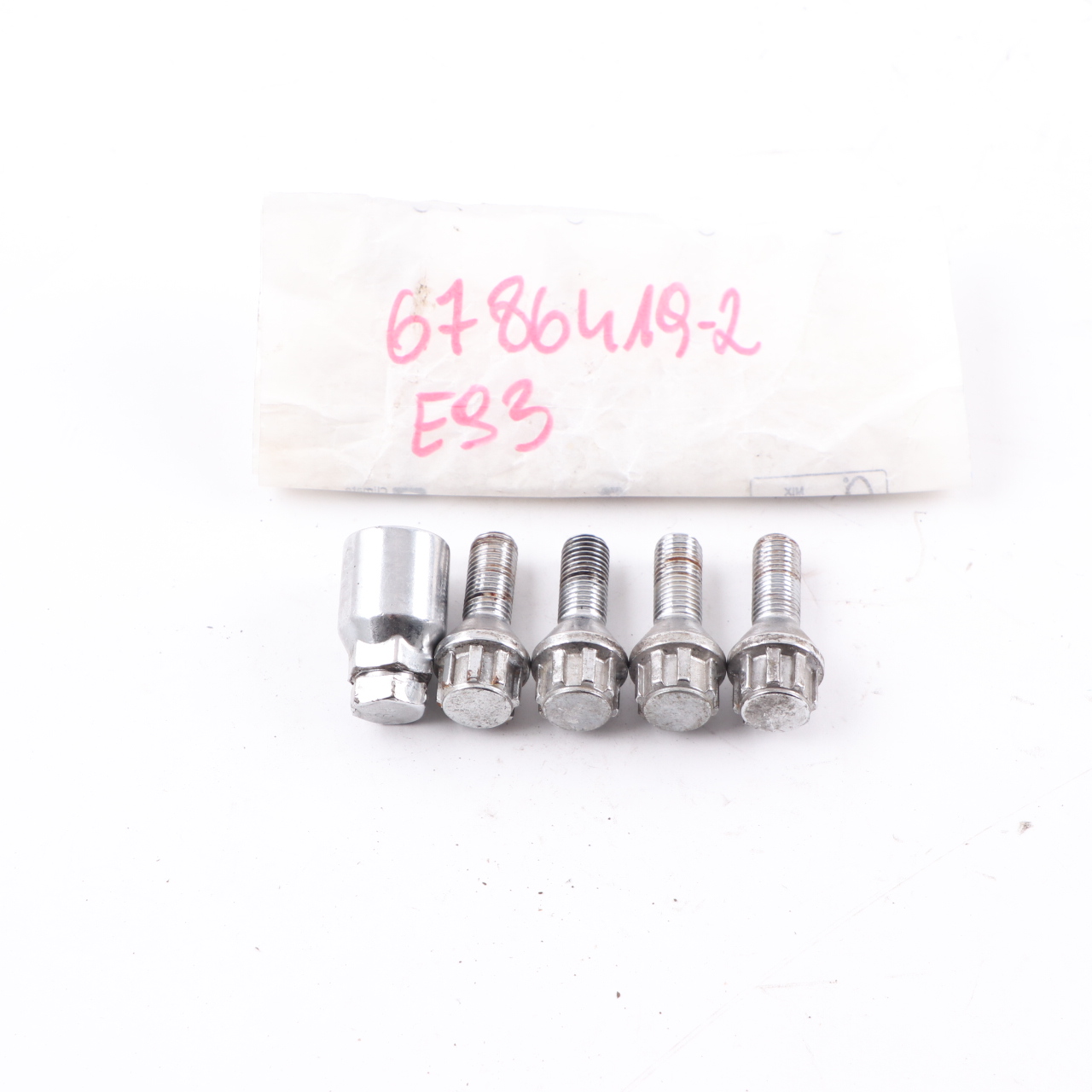 BMW E46 E60 E61 E81 E82 E87 E90 E91 Set Locking Wheel Bolt Locks Security Nut